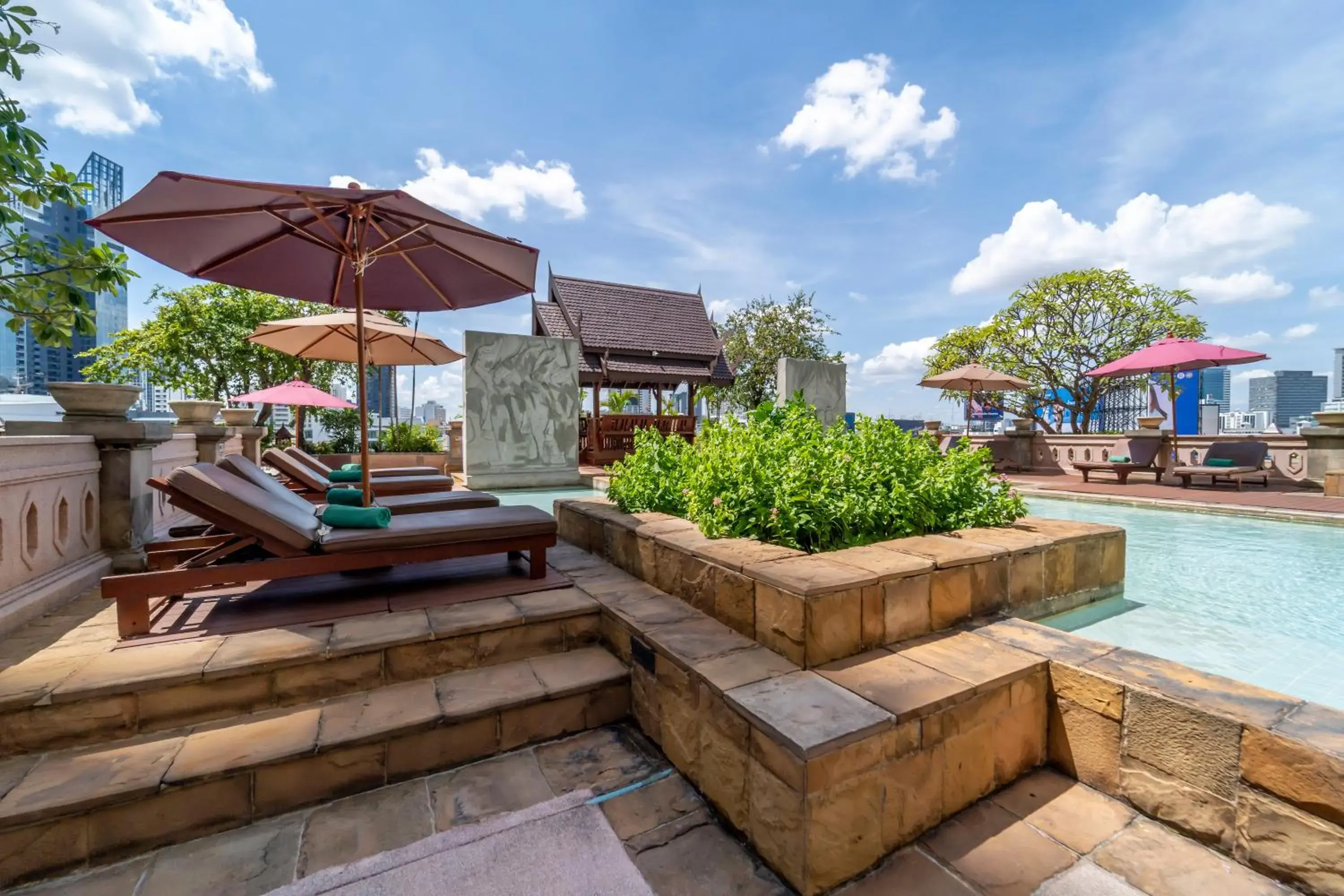 Swimming pool in Century Park Hotel Swimming pool in Century Park Hotel