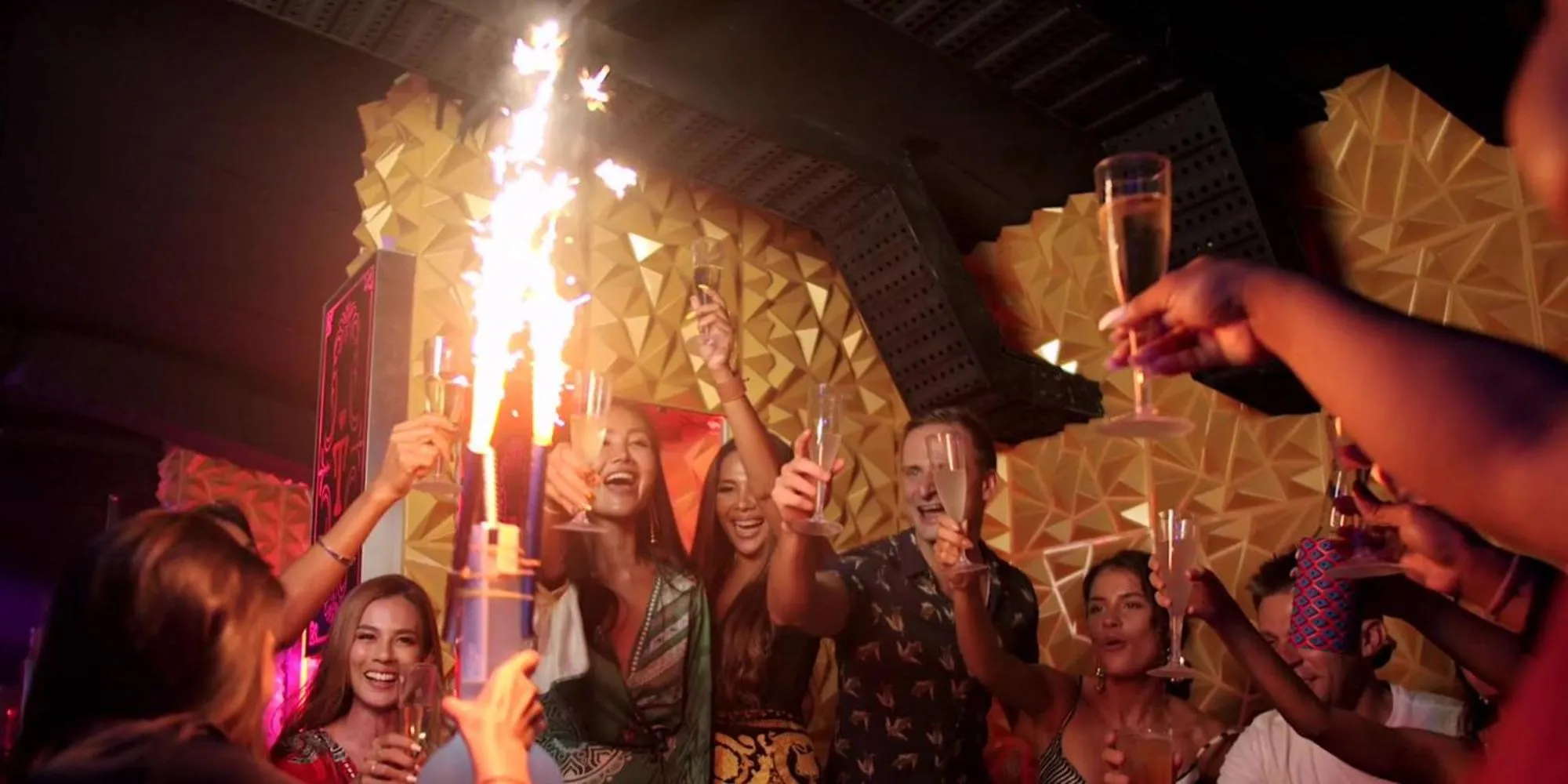 Nightclub / DJ in The Yorkshire Hotel - SHA Certified