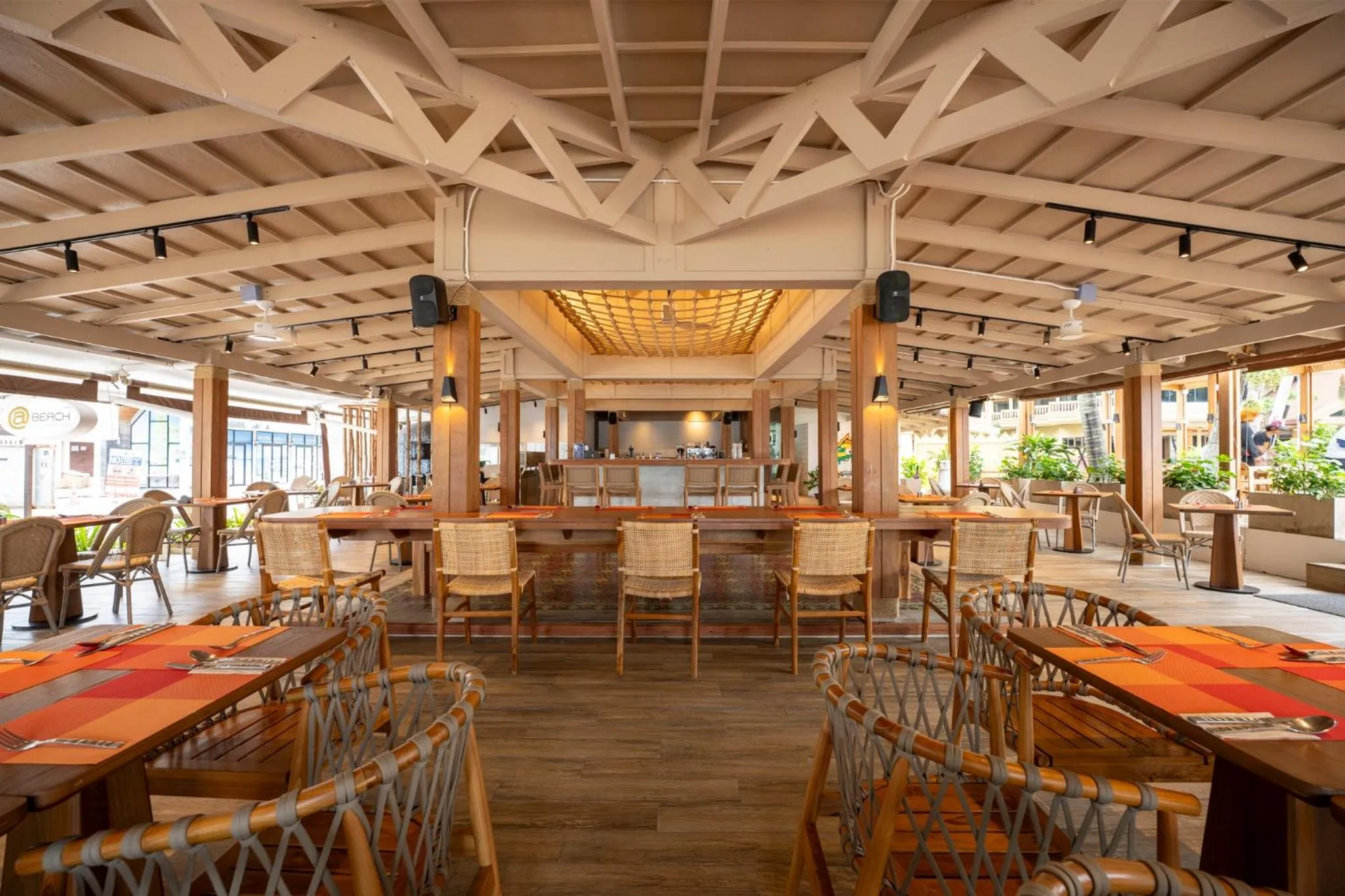 Restaurant/places to eat in Beyond Kata