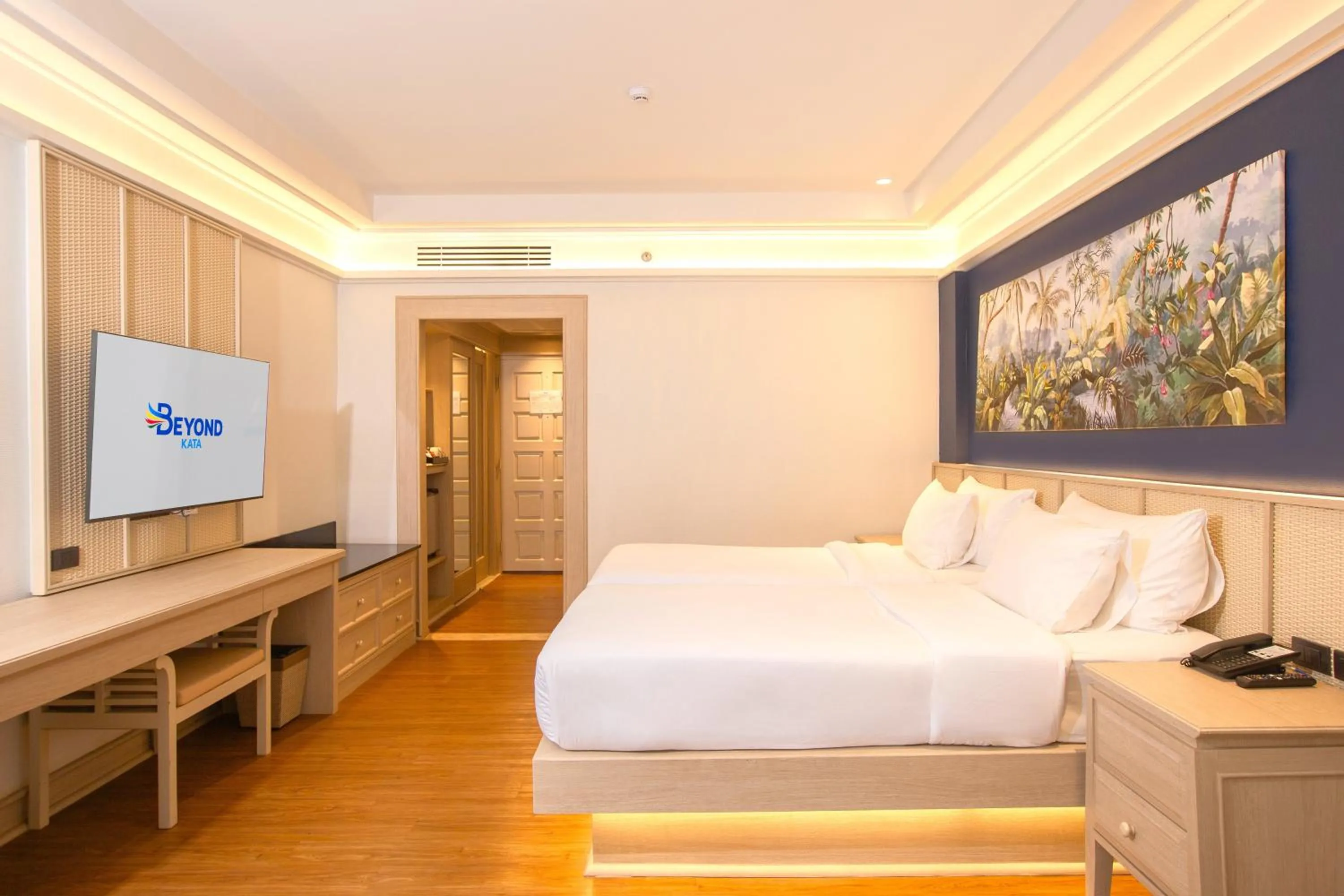 Photo of the whole room, Bed in Beyond Kata