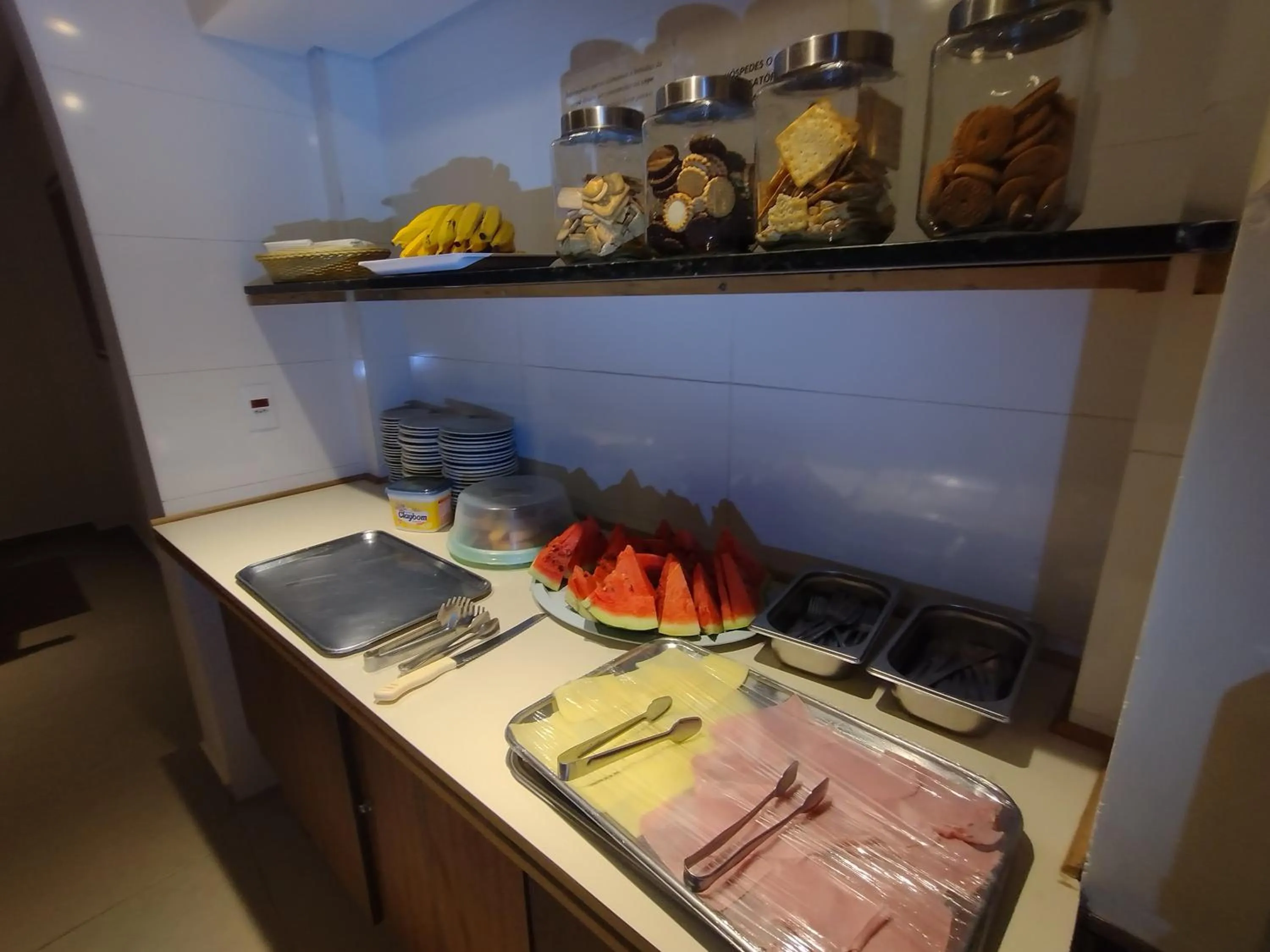 Breakfast in Hotel Plaza Olido