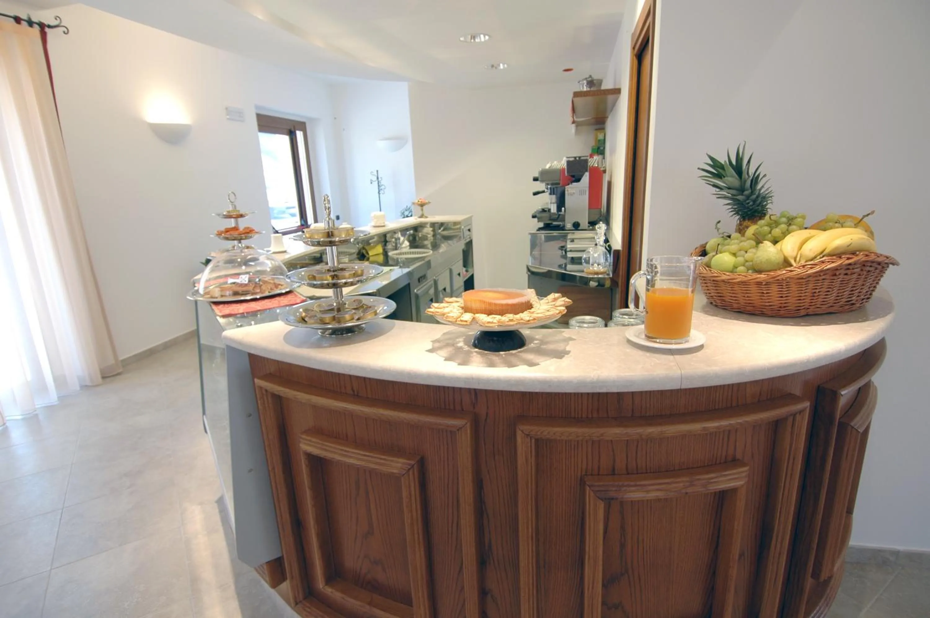 Lounge or bar in Colleverde Country House & SPA Urbino