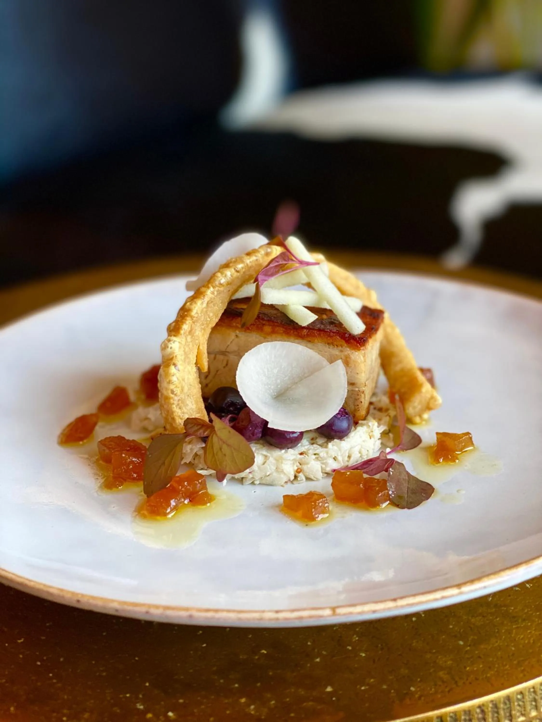 Restaurant/places to eat in Point Waterfront Apartments