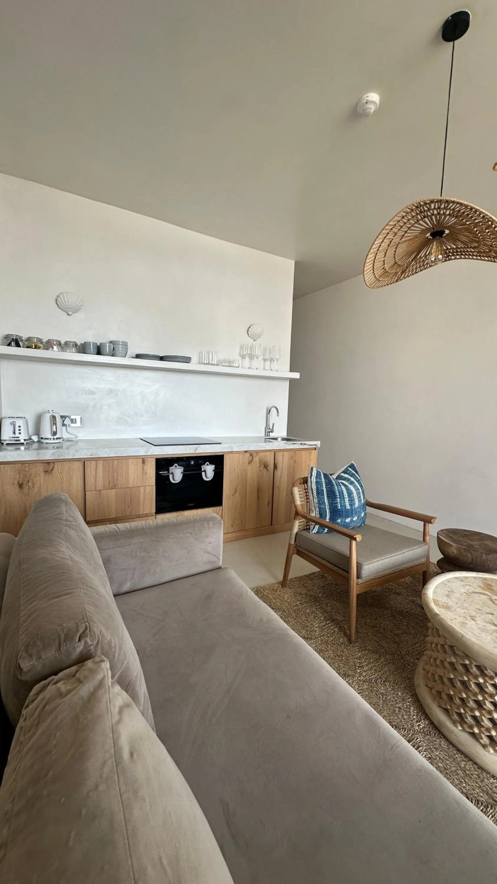 Point Waterfront Apartments