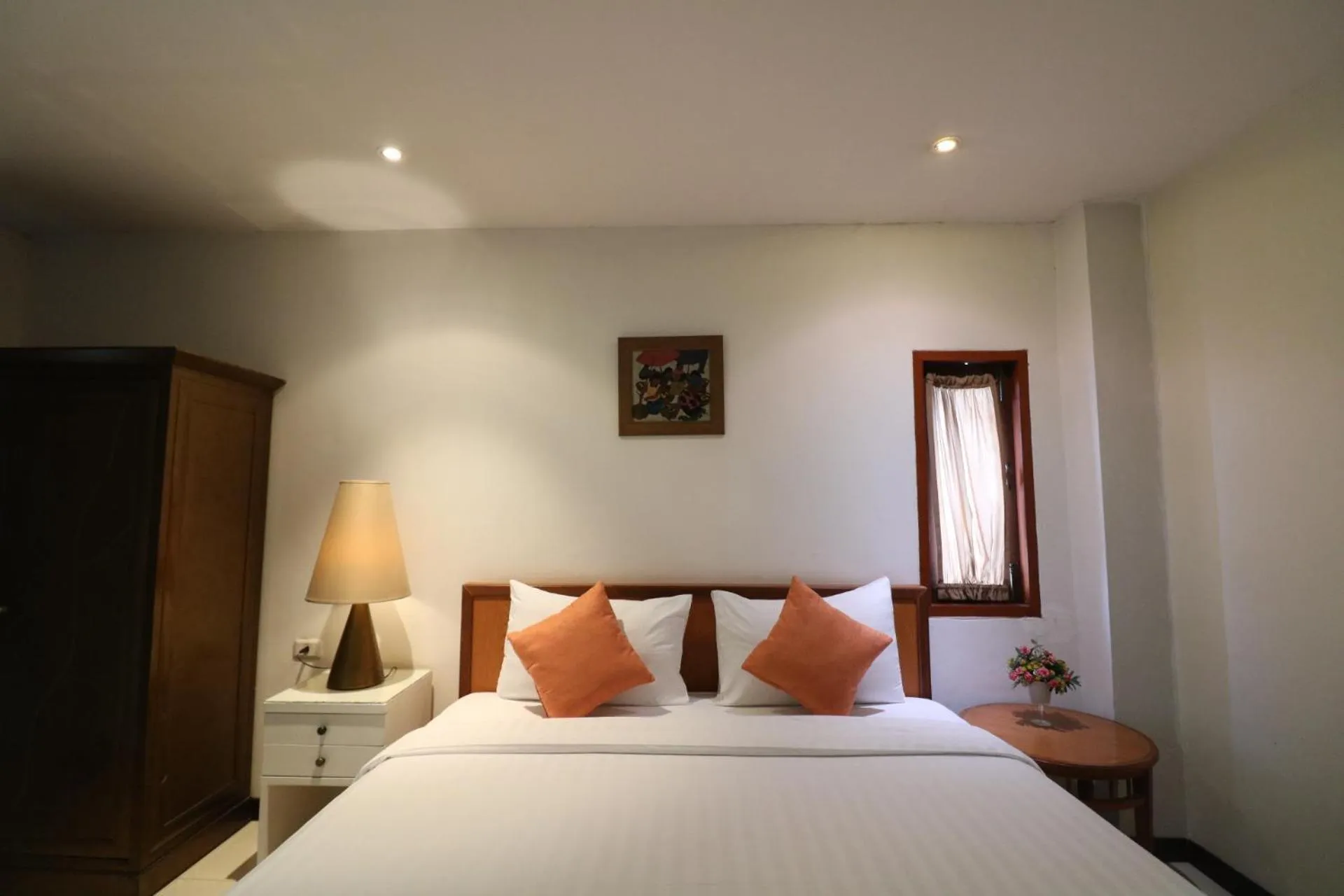 Bed in JL Bangkok Hotel