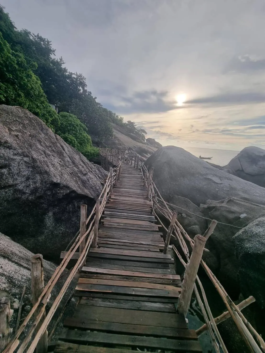 Nearby landmark in The Hideaway Pariya Haad Yuan Ko Pha-ngan