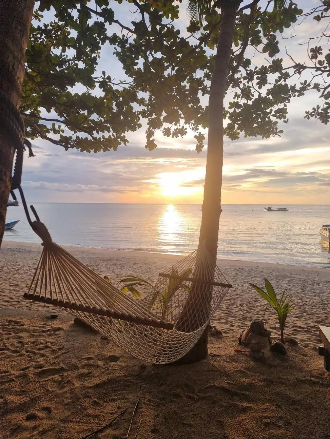 Beach in The Hideaway Pariya Haad Yuan Ko Pha-ngan