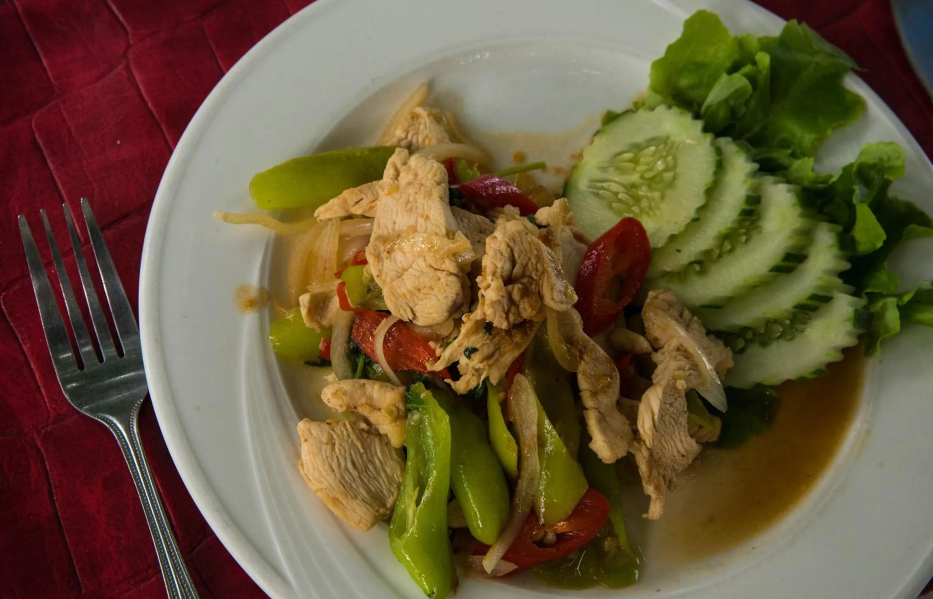 Food in The Hideaway Pariya Haad Yuan Ko Pha-ngan