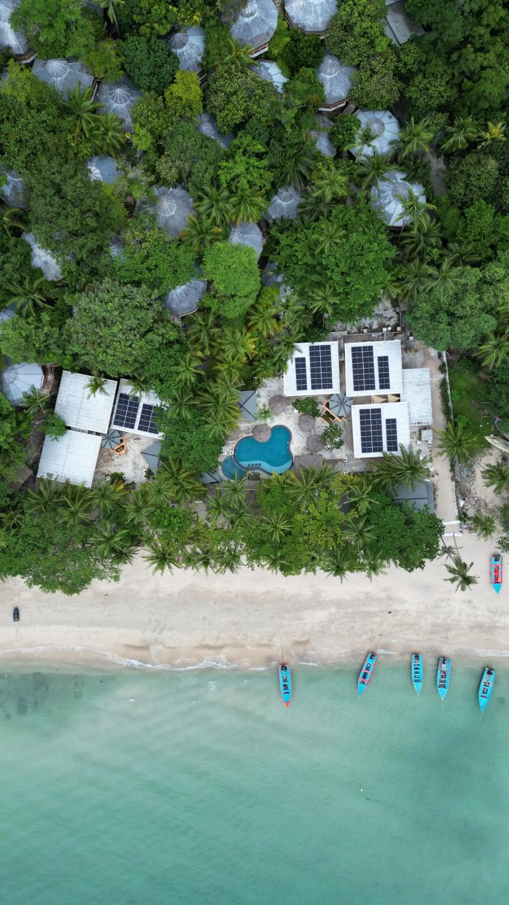 Property building in The Hideaway Pariya Haad Yuan Ko Pha-ngan