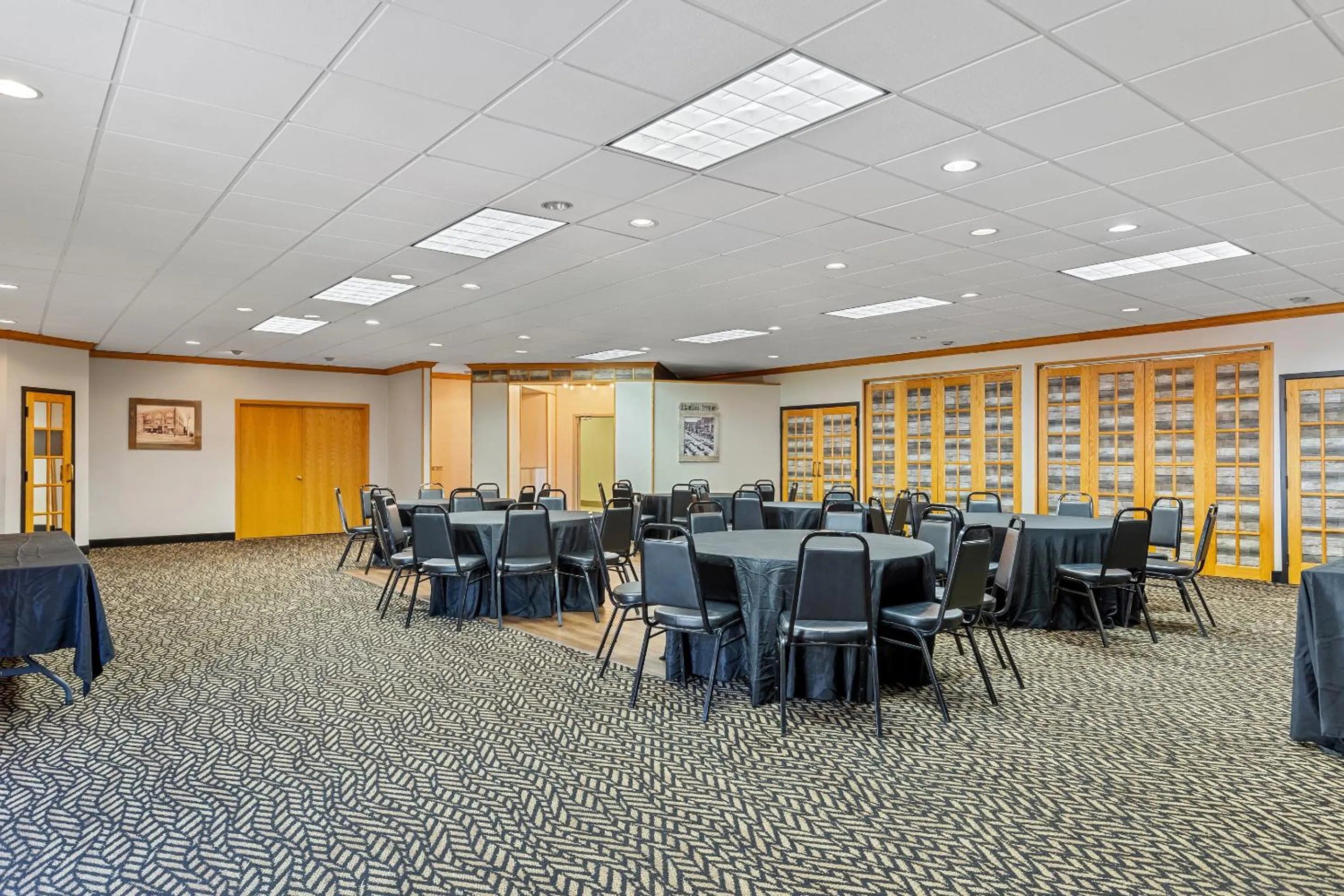 Meeting/conference room in Red Roof Inn Cambridge, OH