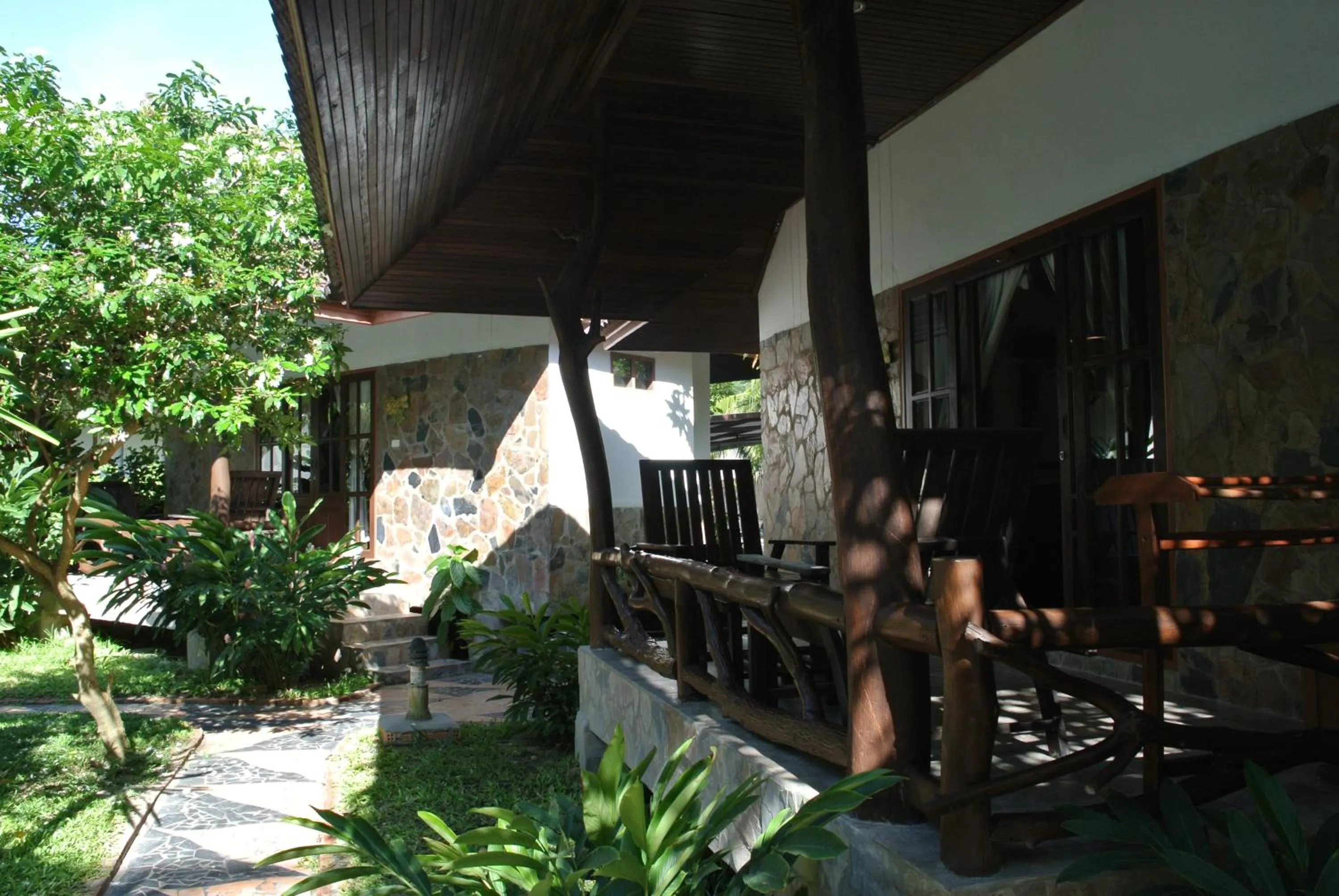 Garden in Salad Beach Resort - SHA Extra Plus