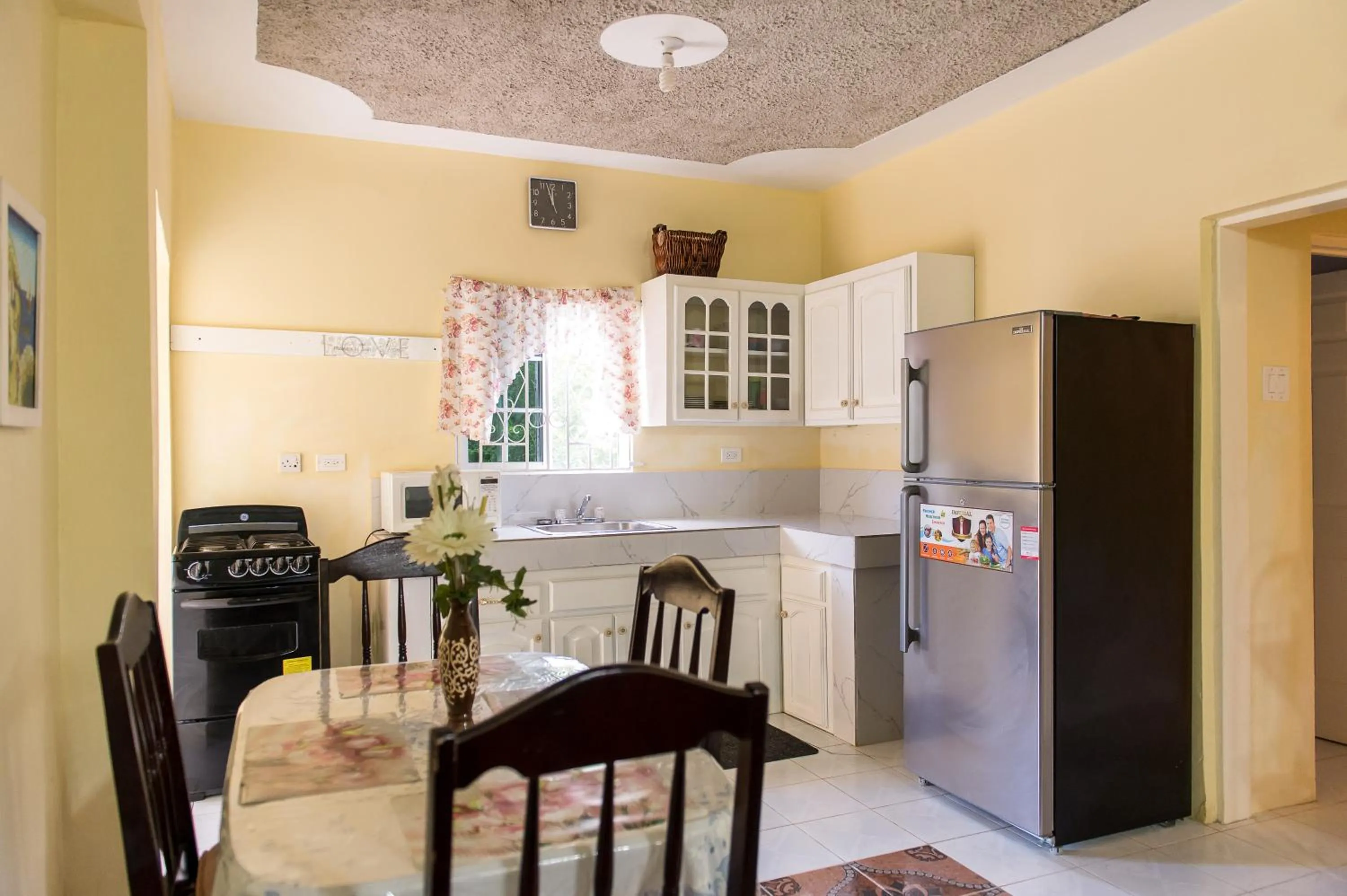 Kitchen or kitchenette in Relax in Sunny Montego Bay, Jamaica