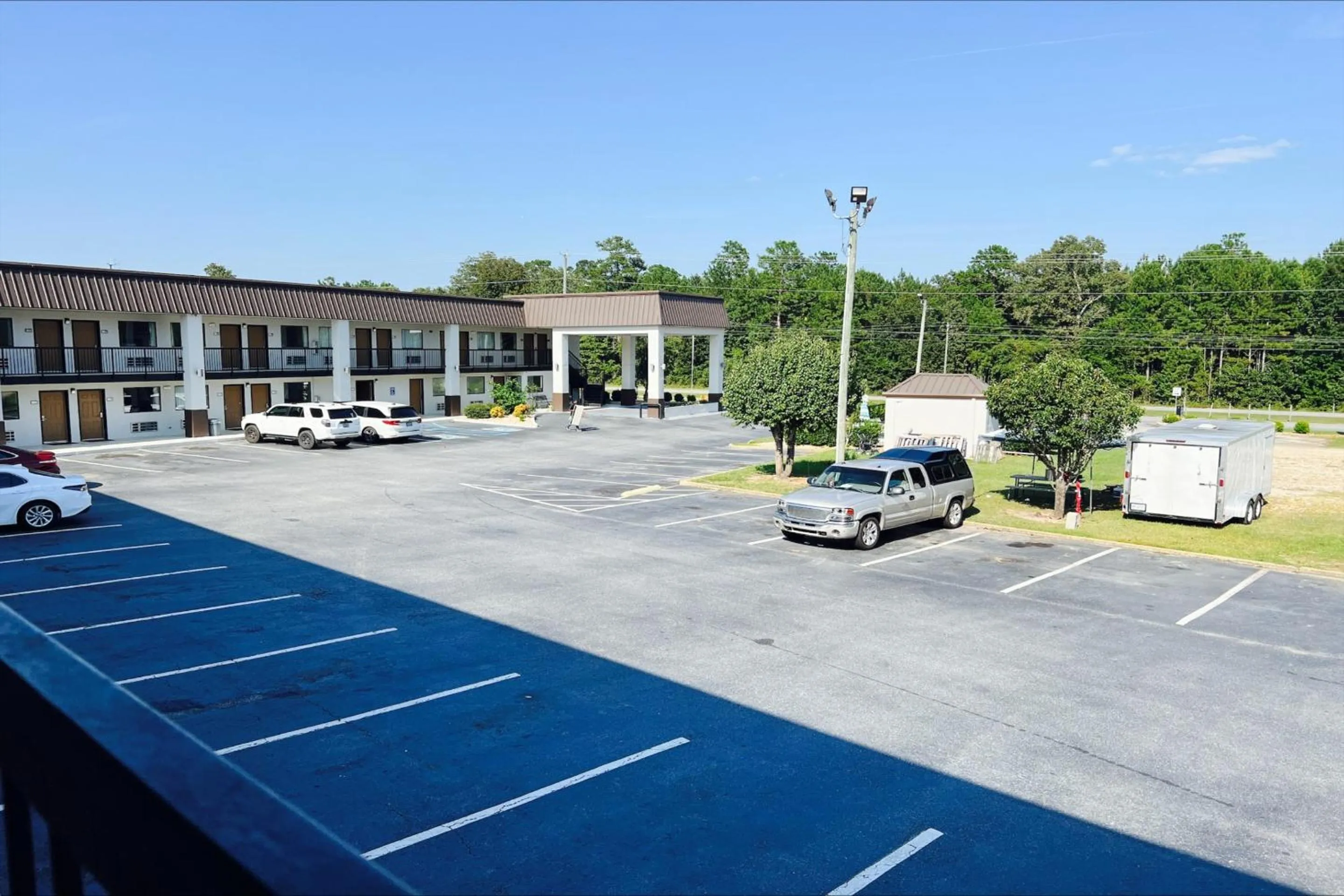 Parking in Western Motel, Thomasville