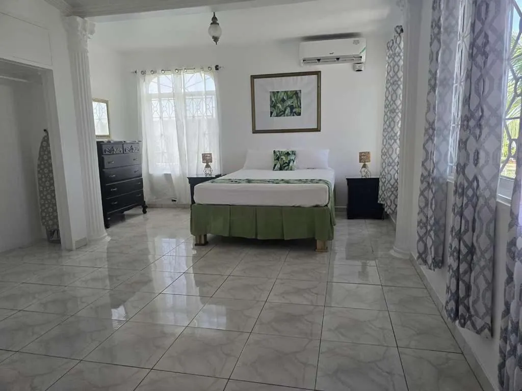 Bedroom, Bed in Paradise Palms Jamaica Vacation Rental
