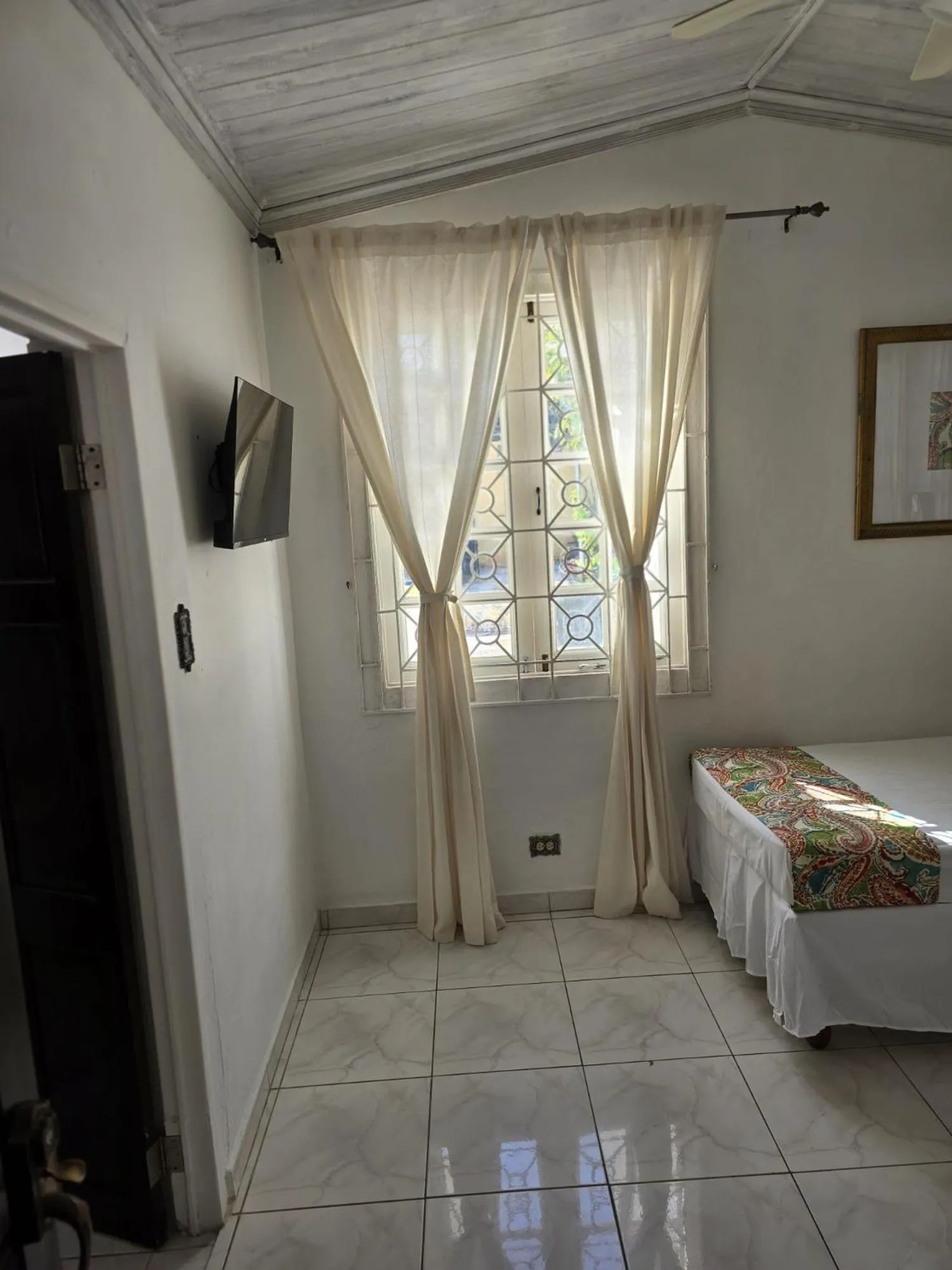 Bed in Paradise Palms Jamaica Vacation Rental