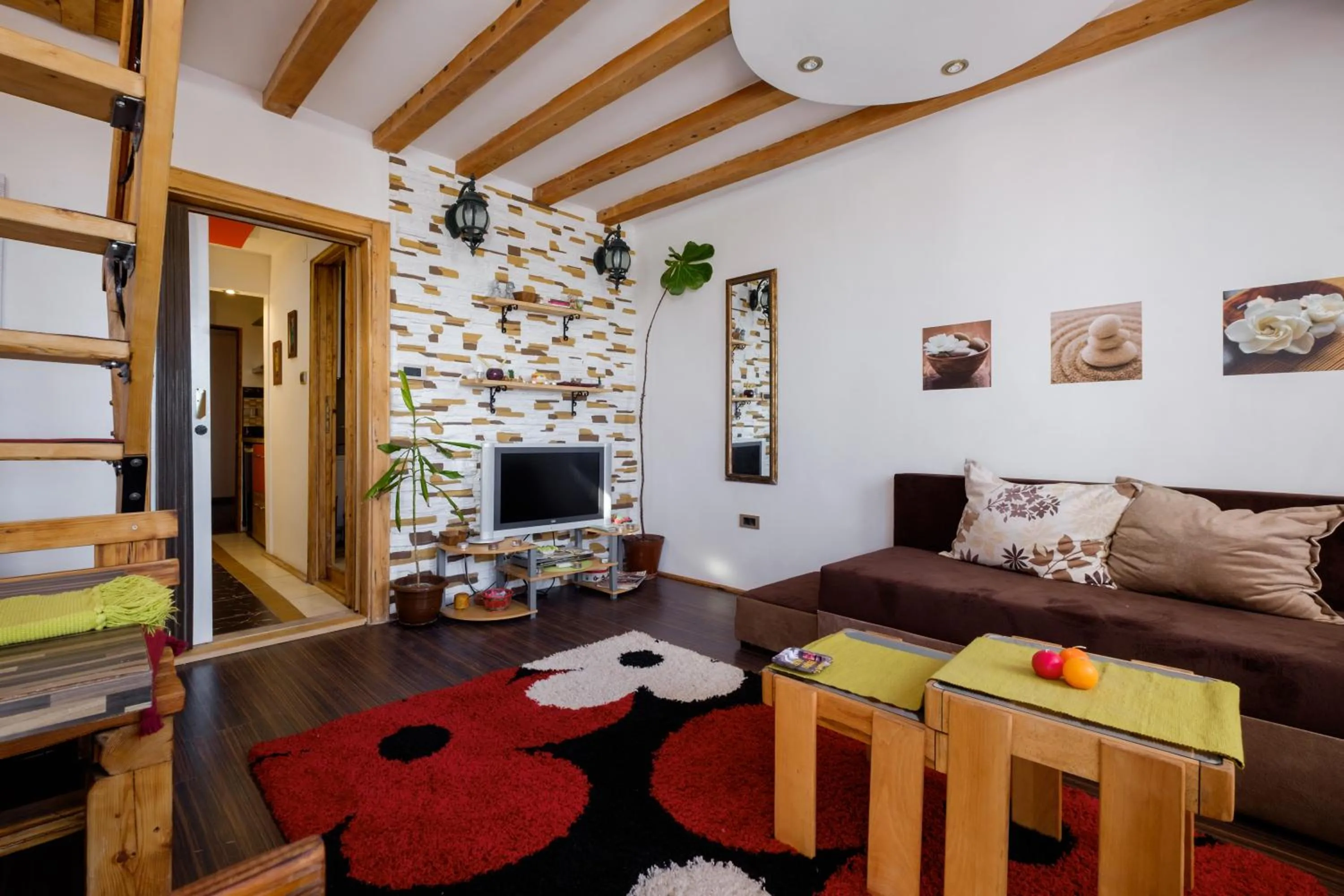 Apartment 14