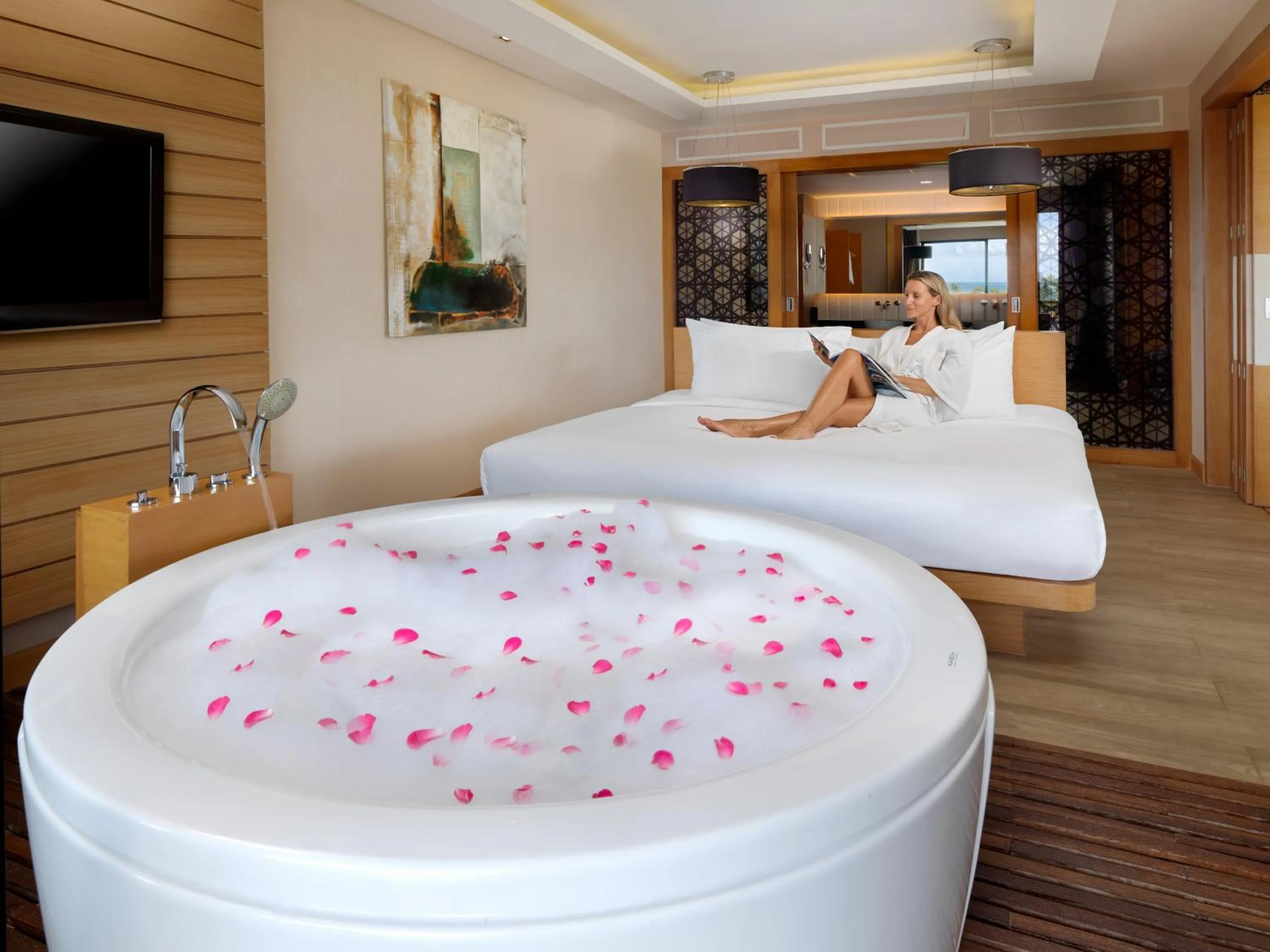 Bath, Bed in Novotel Phuket Kata Avista Resort and Spa