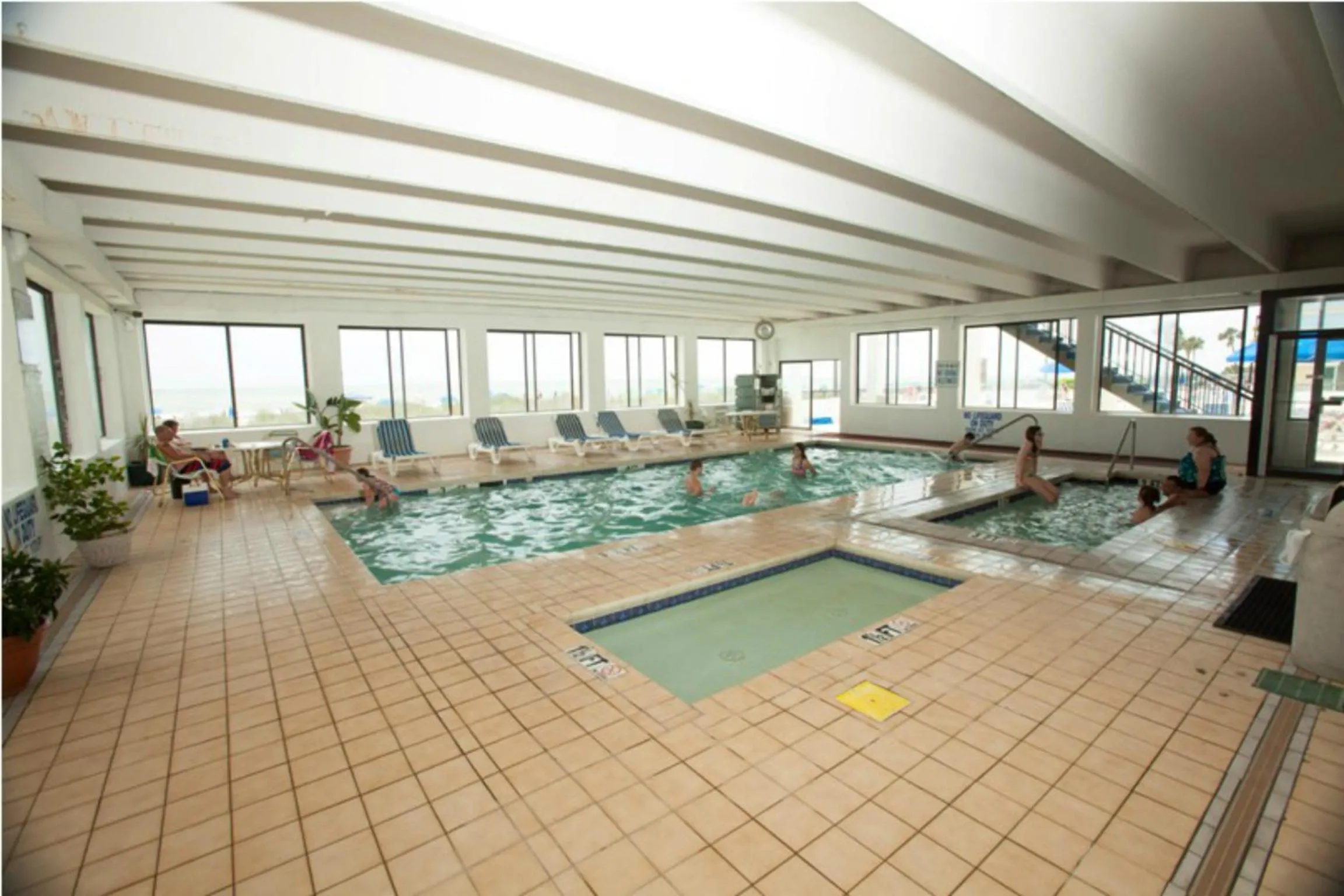 Swimming pool in Holiday Sands South