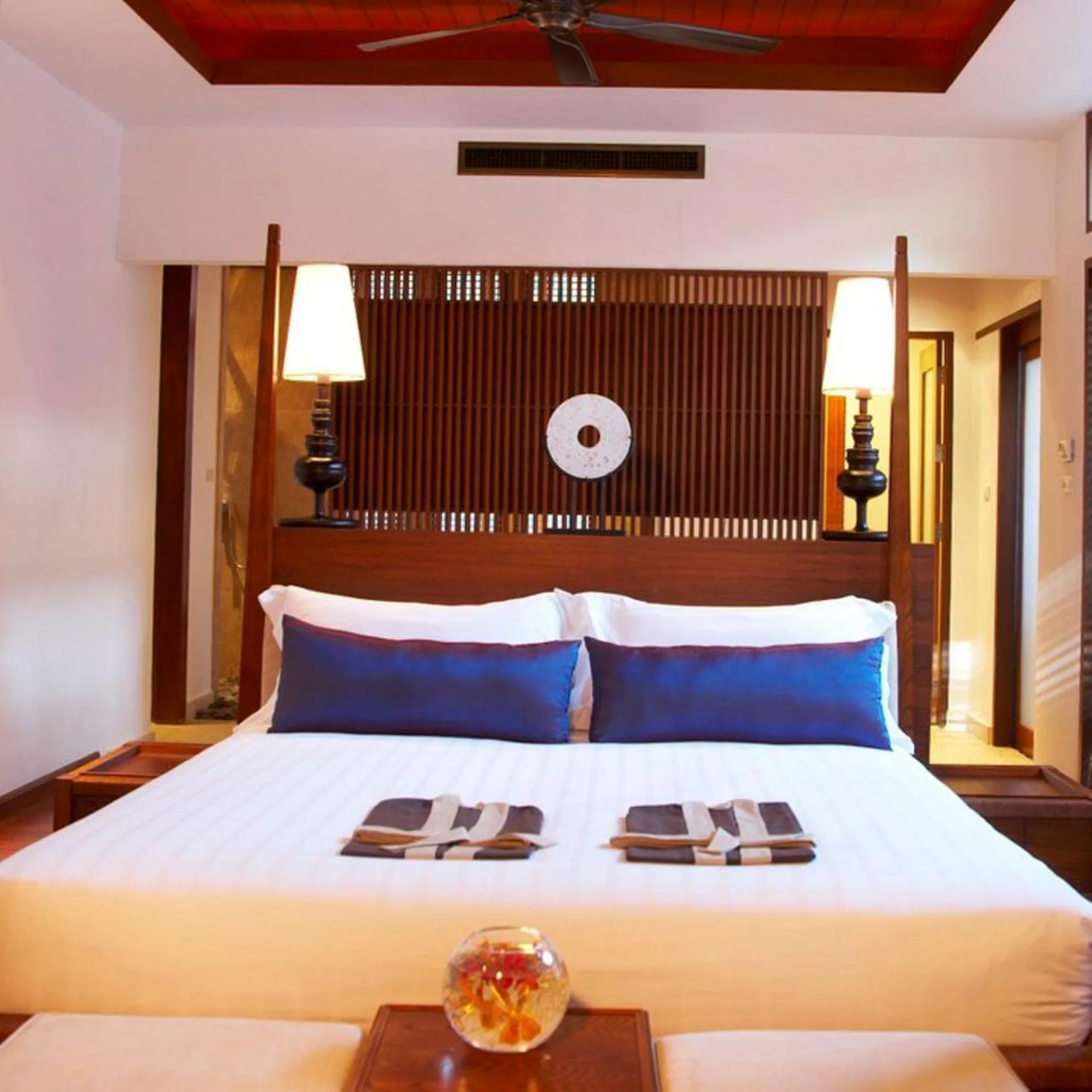 Bed in The Sarann Koh Samui, Suites & Villas