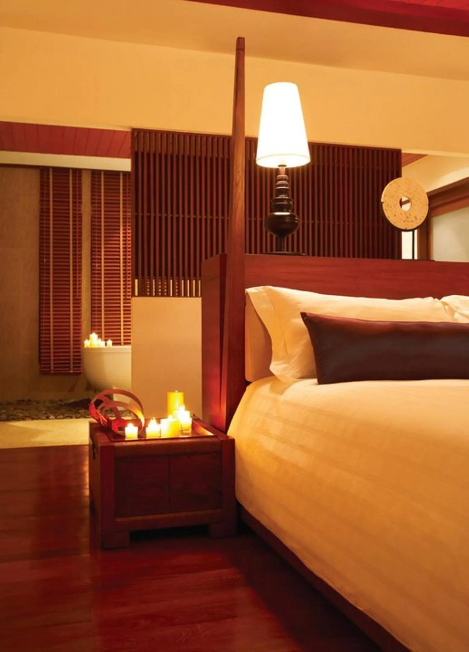 Bed in The Sarann Koh Samui, Suites & Villas