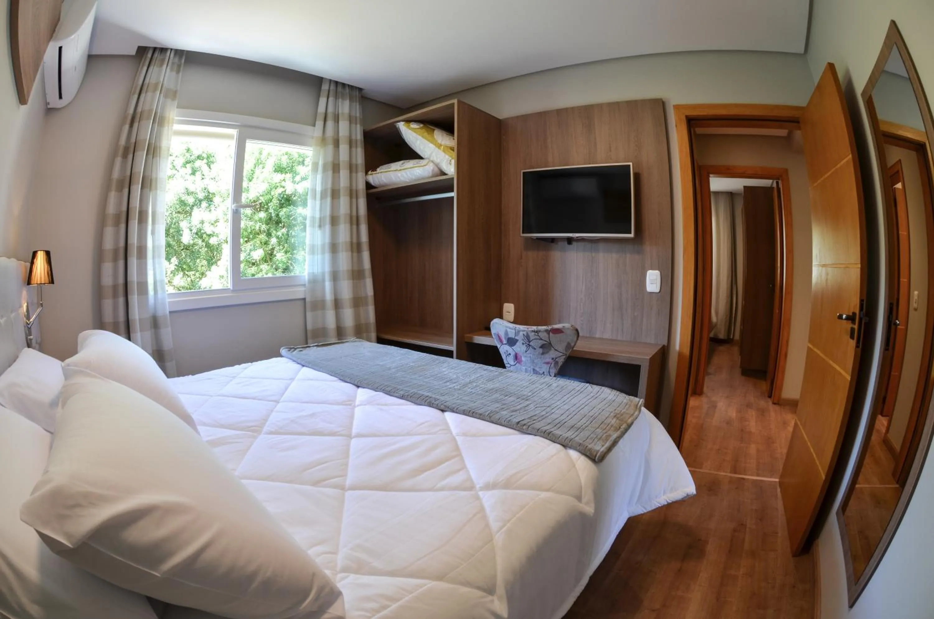 Bedroom, Bed in Viena Flats