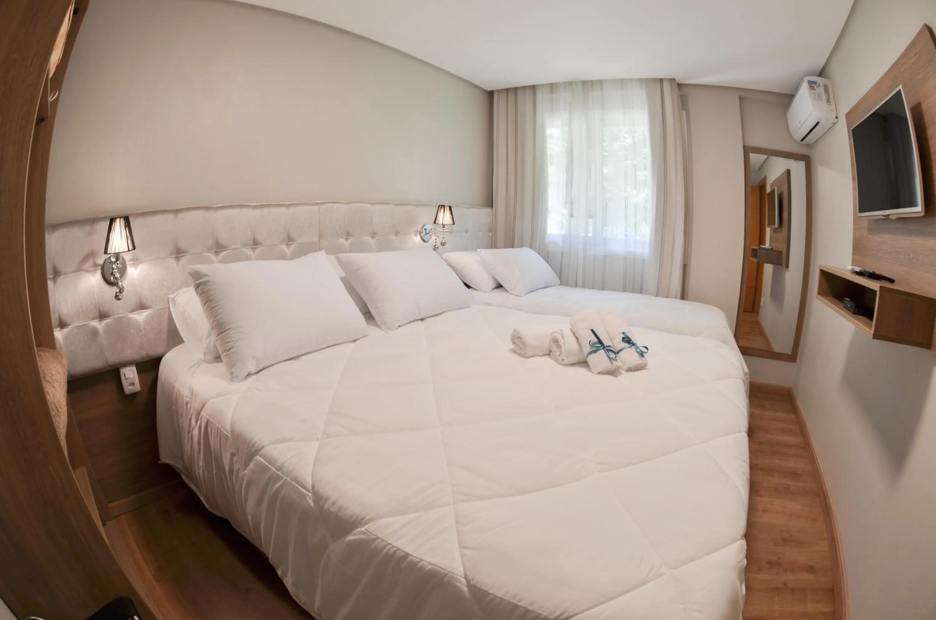 Bedroom, Bed in Viena Flats