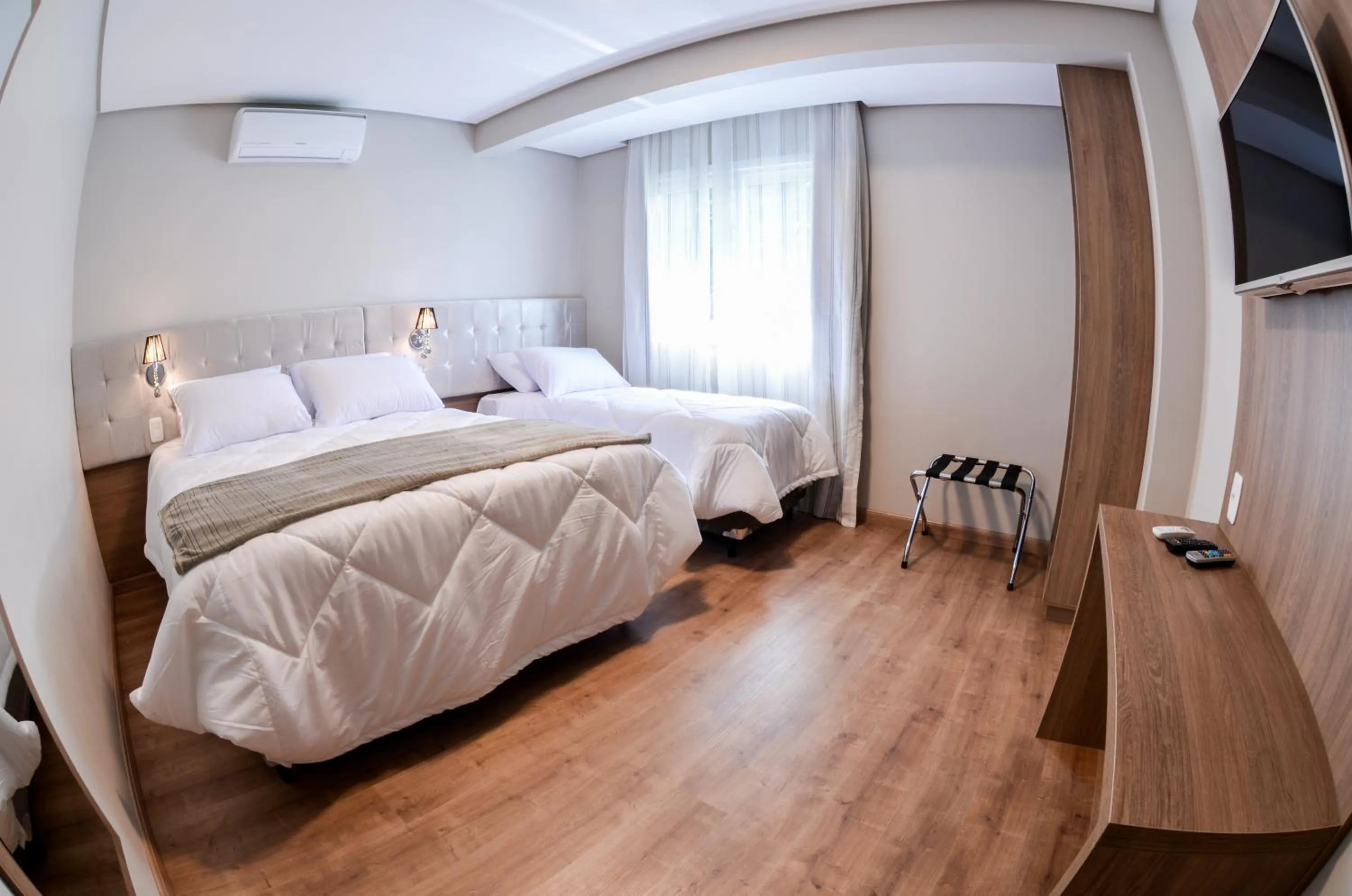 Bedroom, Bed in Viena Flats