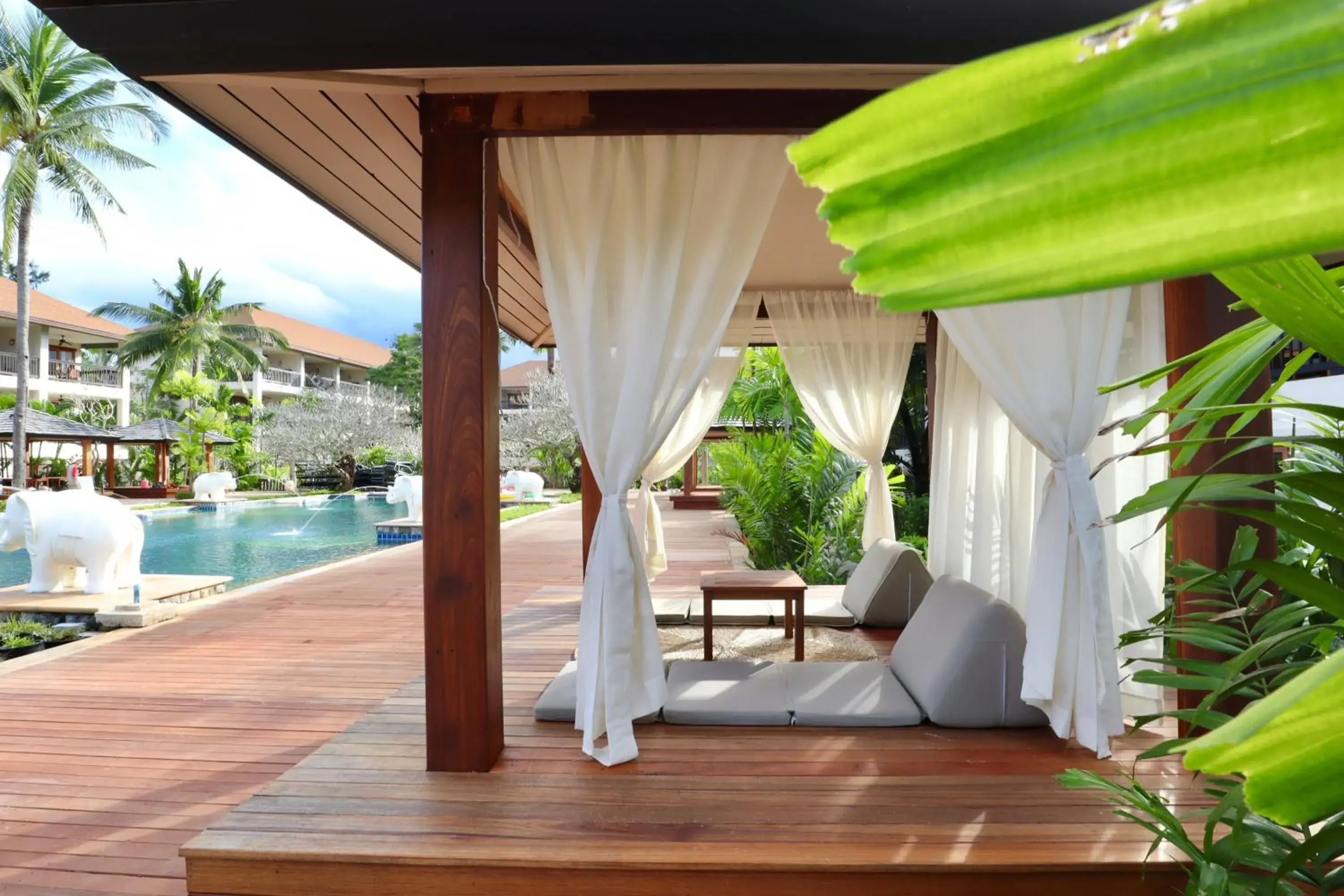 Pool view in Bandara Spa Resort & Pool Villas, Samui Pool view in Bandara Spa Resort & Pool Villas, Samui