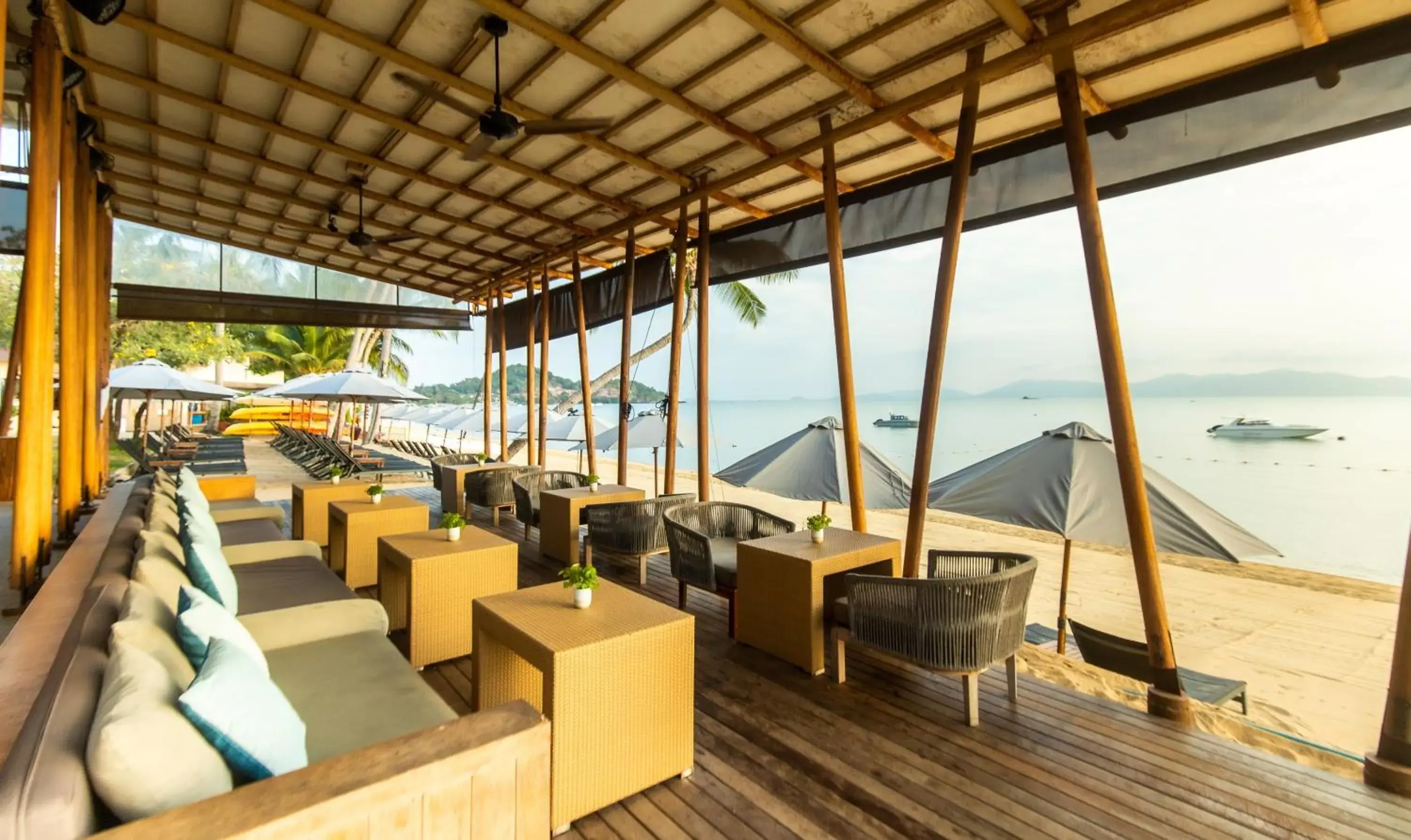 Lounge or bar in Bandara Spa Resort & Pool Villas, Samui Lounge or bar in Bandara Spa Resort & Pool Villas, Samui