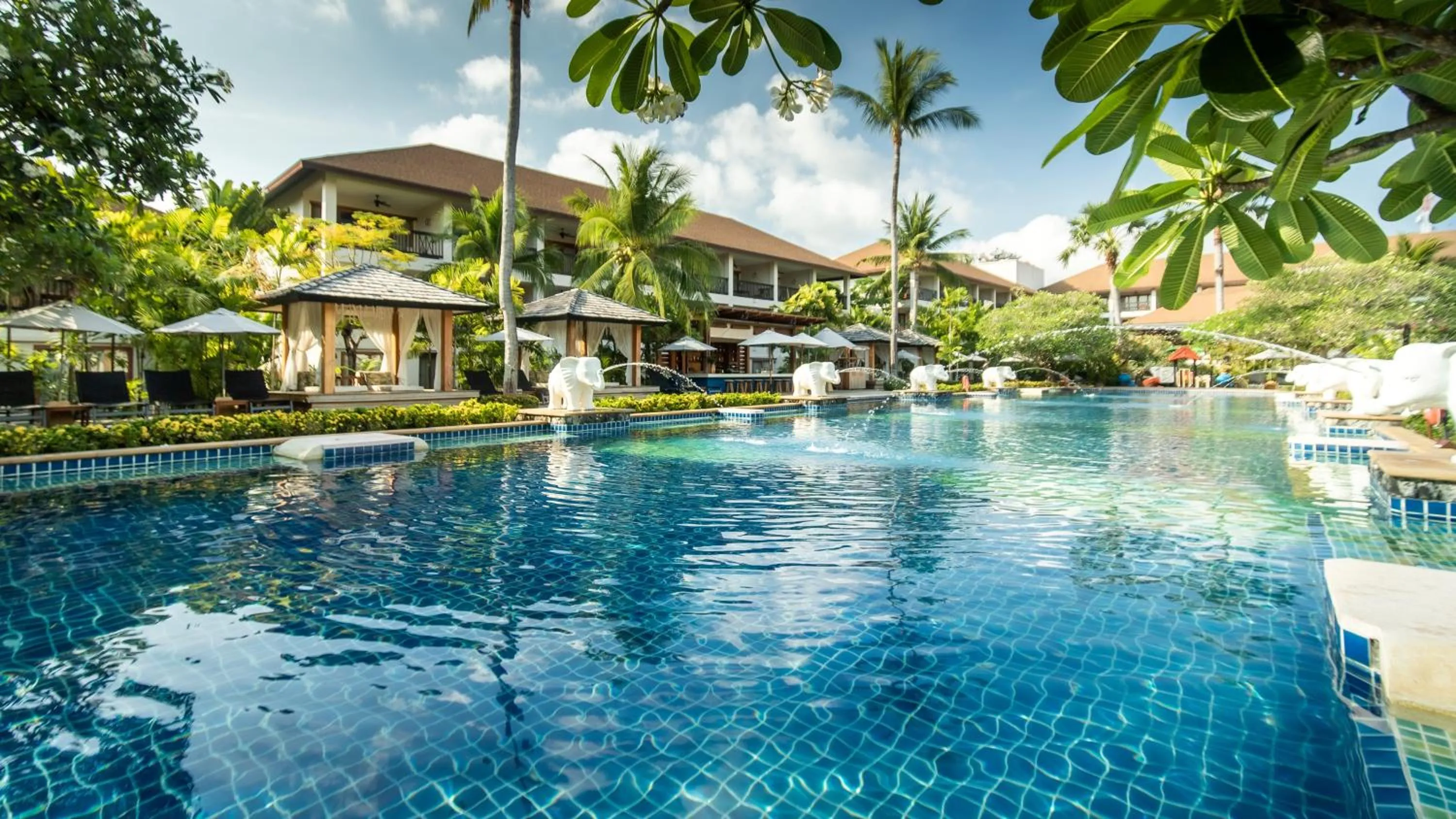 Swimming pool in Bandara Spa Resort & Pool Villas, Samui