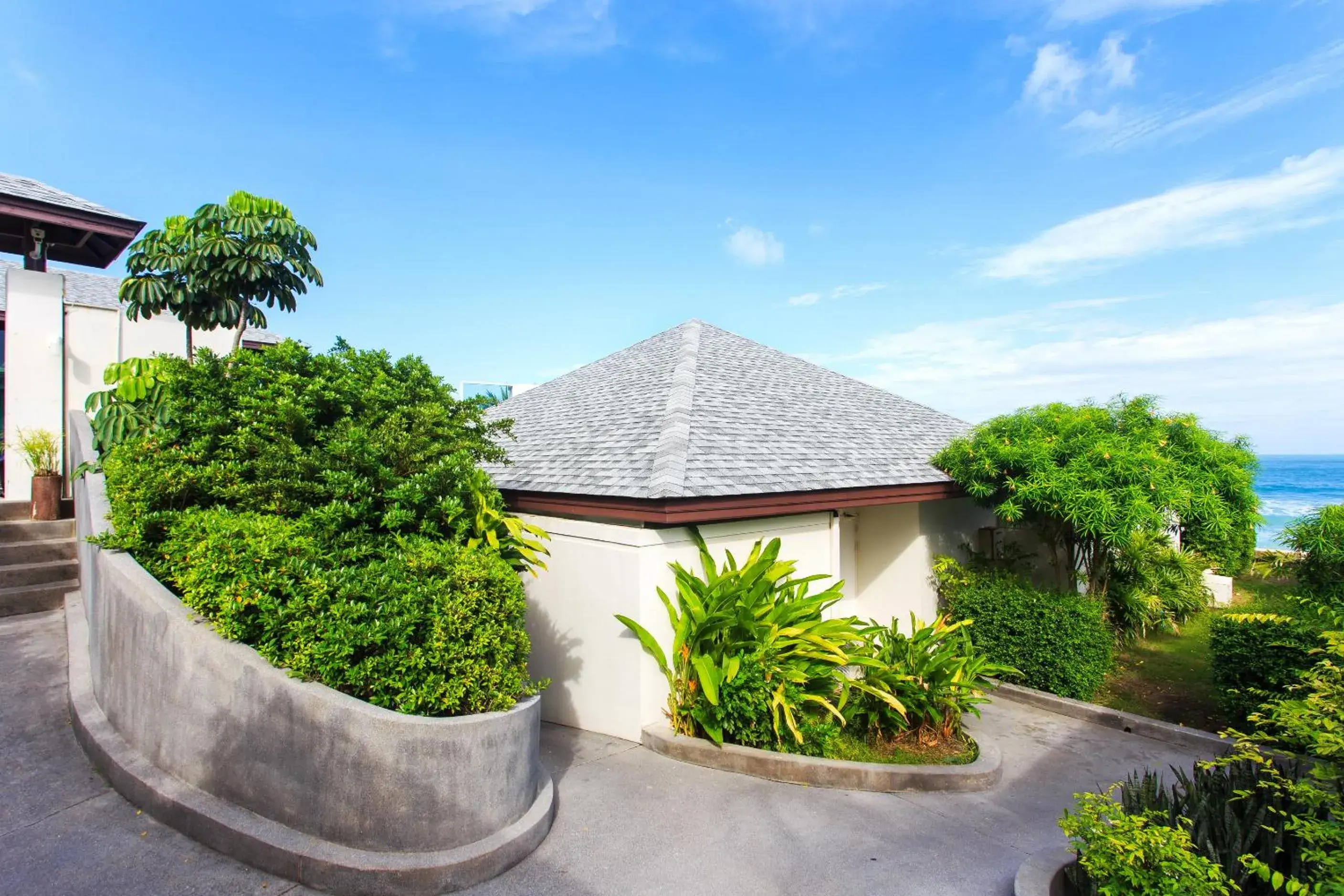 Garden view in Samui Resotel Beach Resort Garden view in Samui Resotel Beach Resort