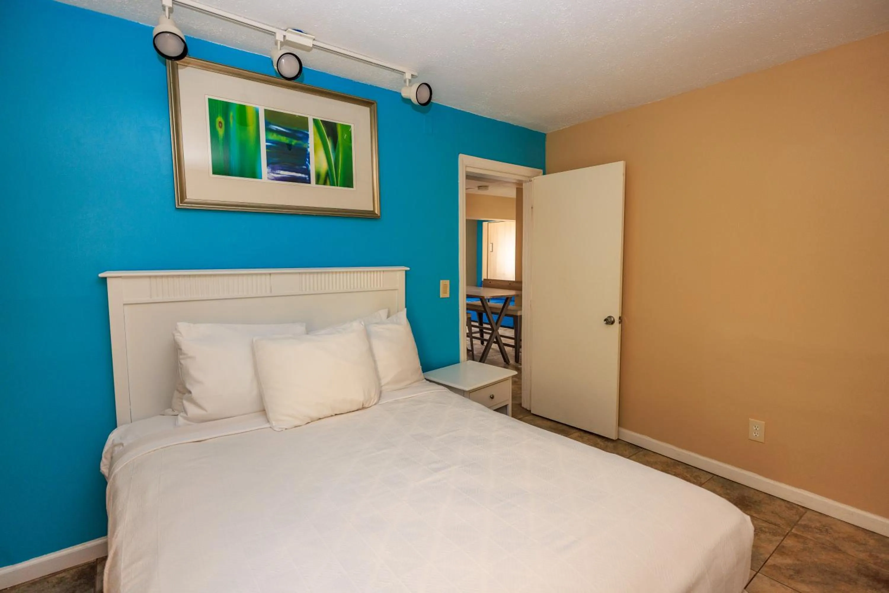 Bed in The White Sands Resort and Spa