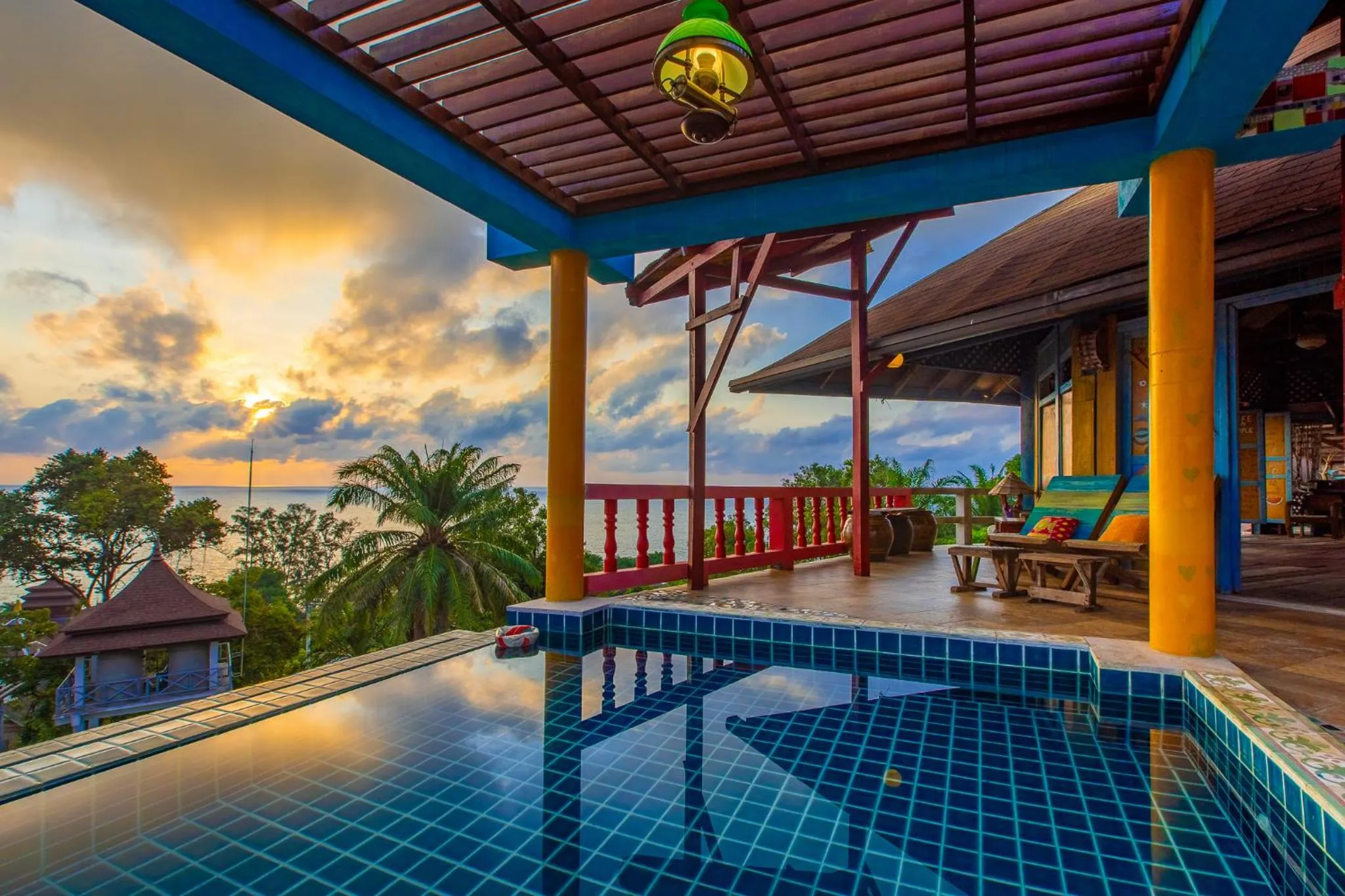 Swimming pool in Varinda Resort