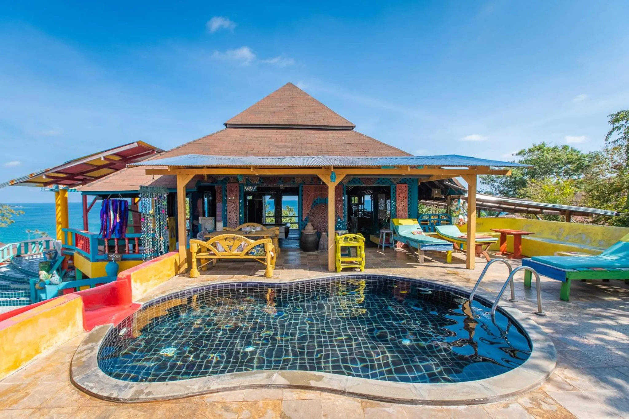 Swimming pool in Varinda Resort