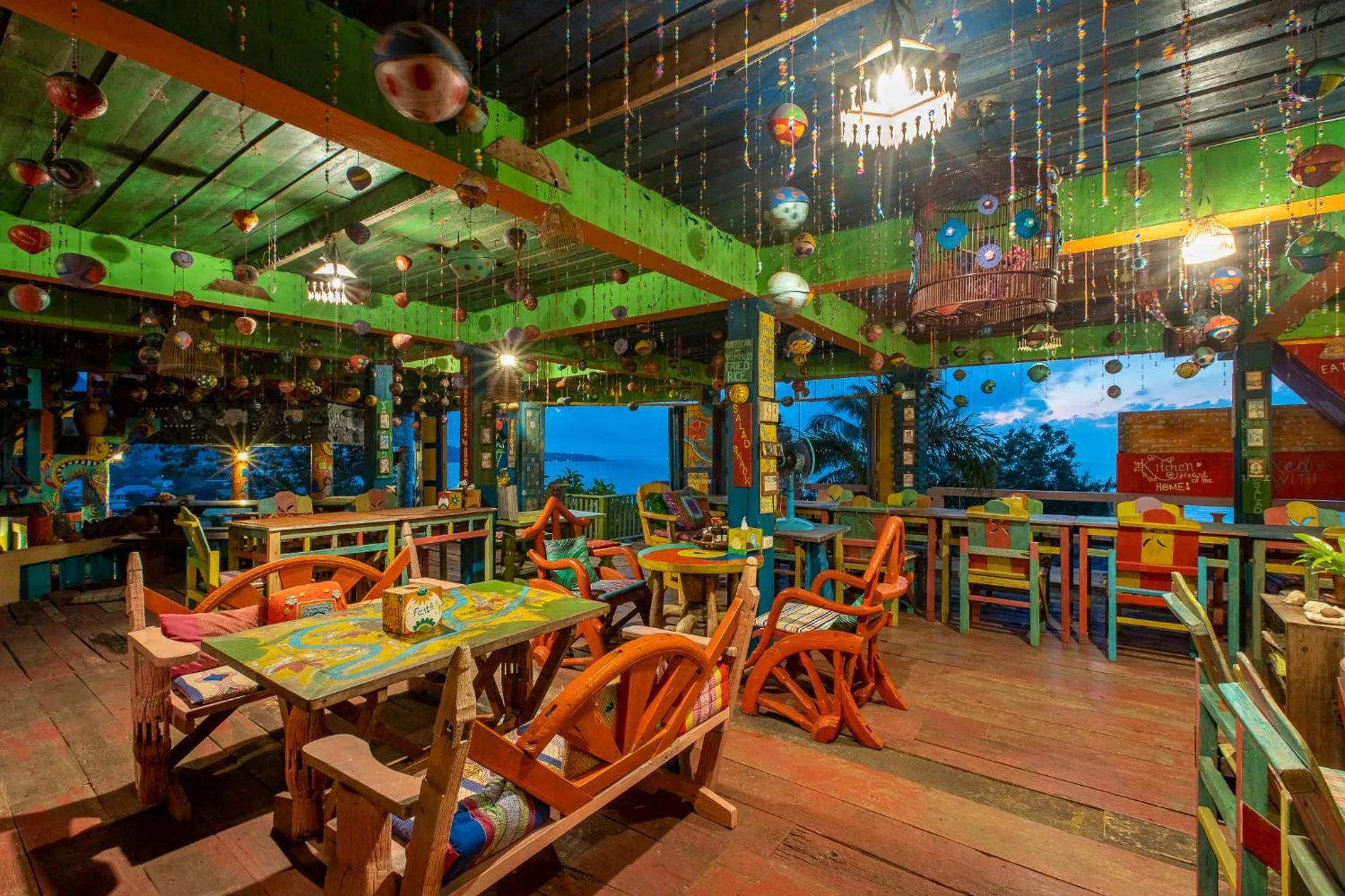 Restaurant/places to eat in Varinda Resort