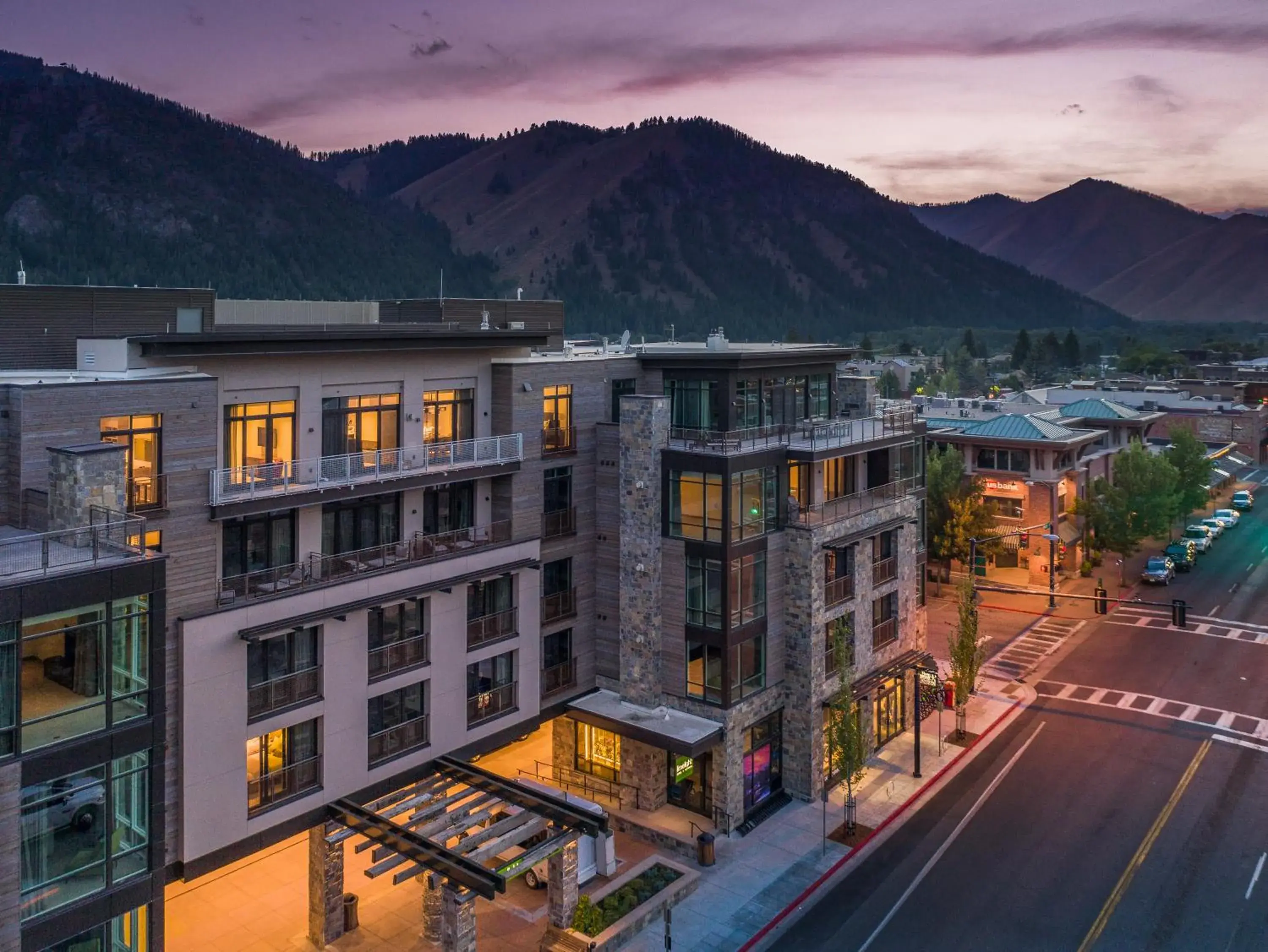 Property building in Limelight Hotel Ketchum Property building in Limelight Hotel Ketchum