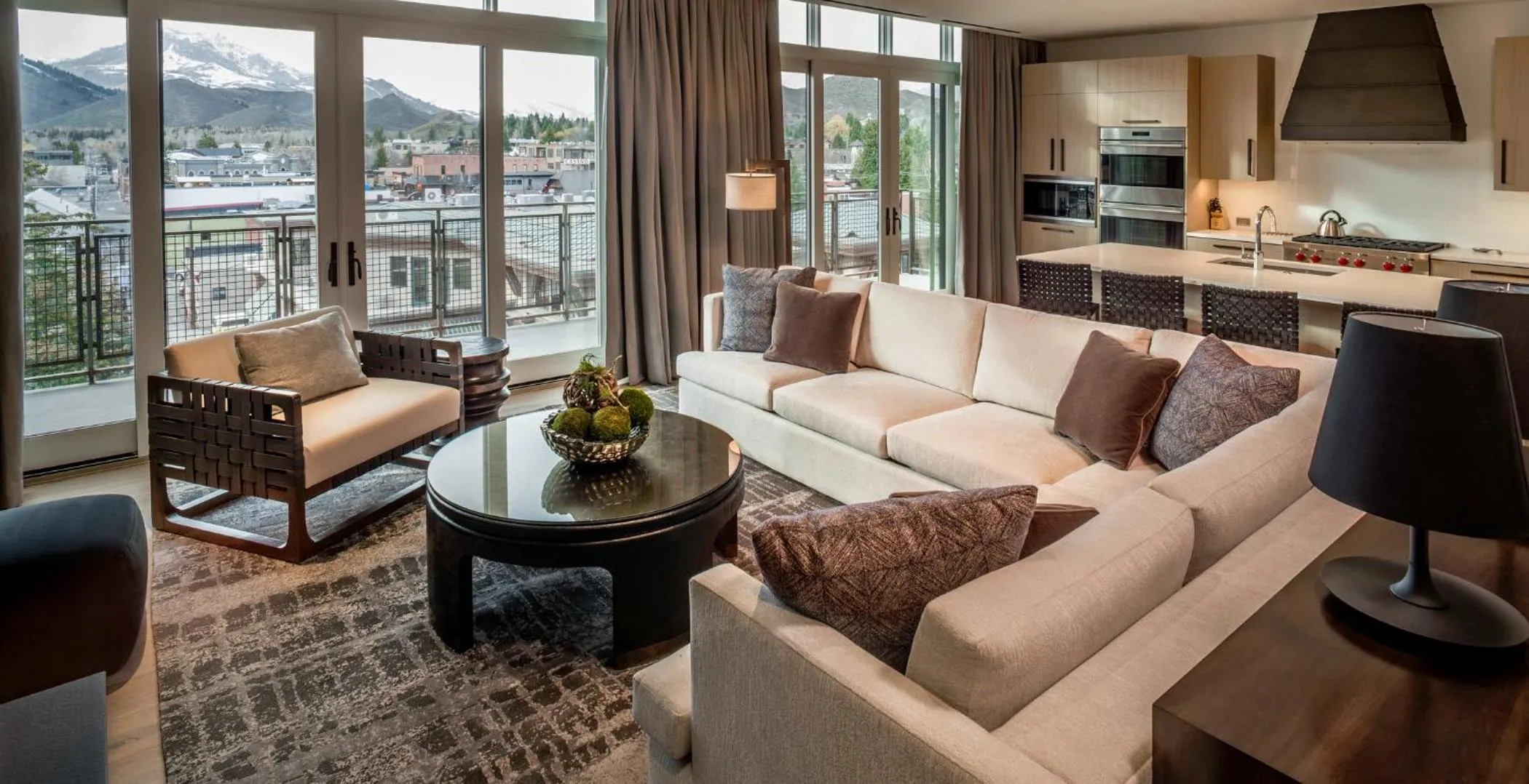 Living room in Limelight Hotel Ketchum