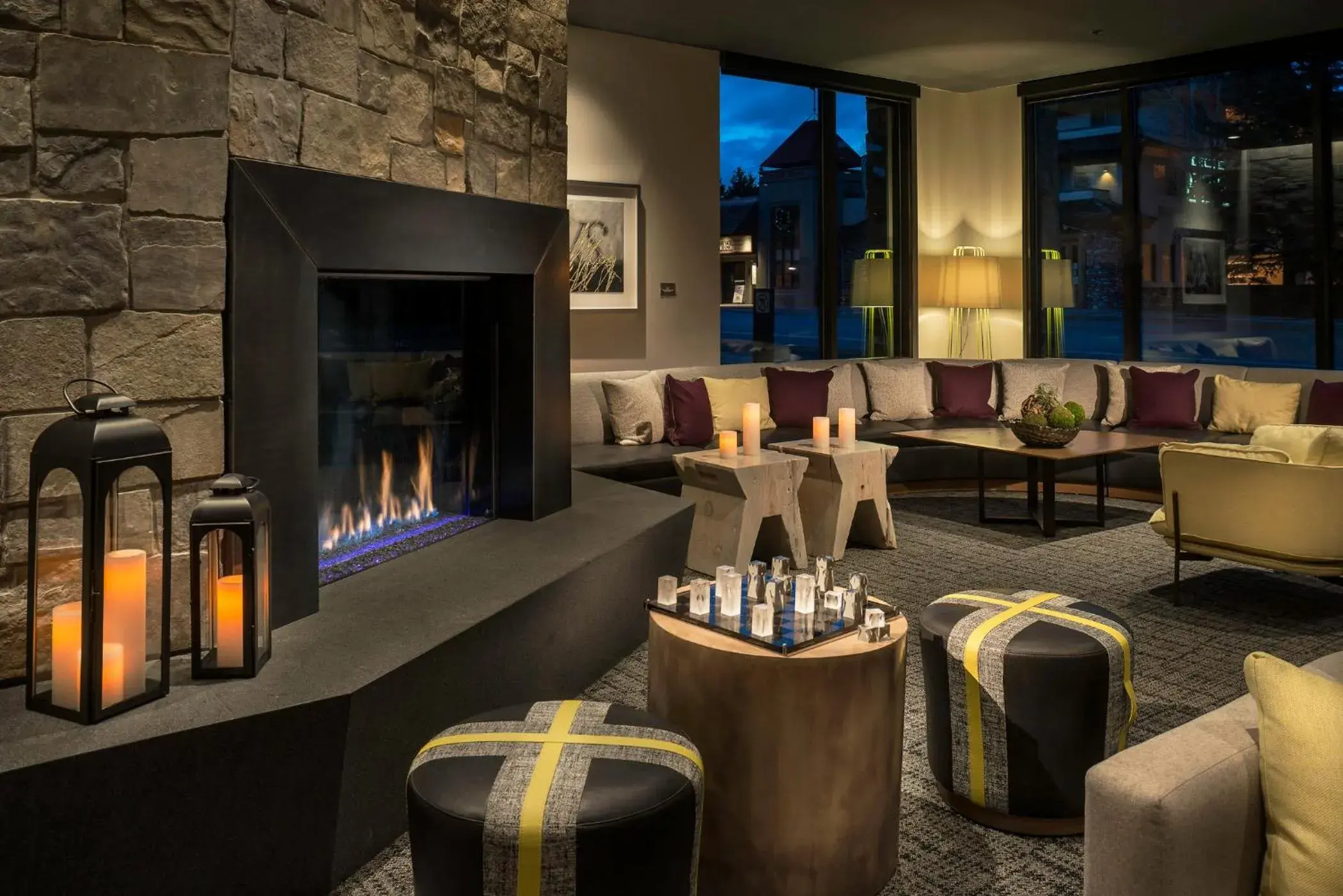 Lounge or bar in Limelight Hotel Ketchum Lounge or bar in Limelight Hotel Ketchum