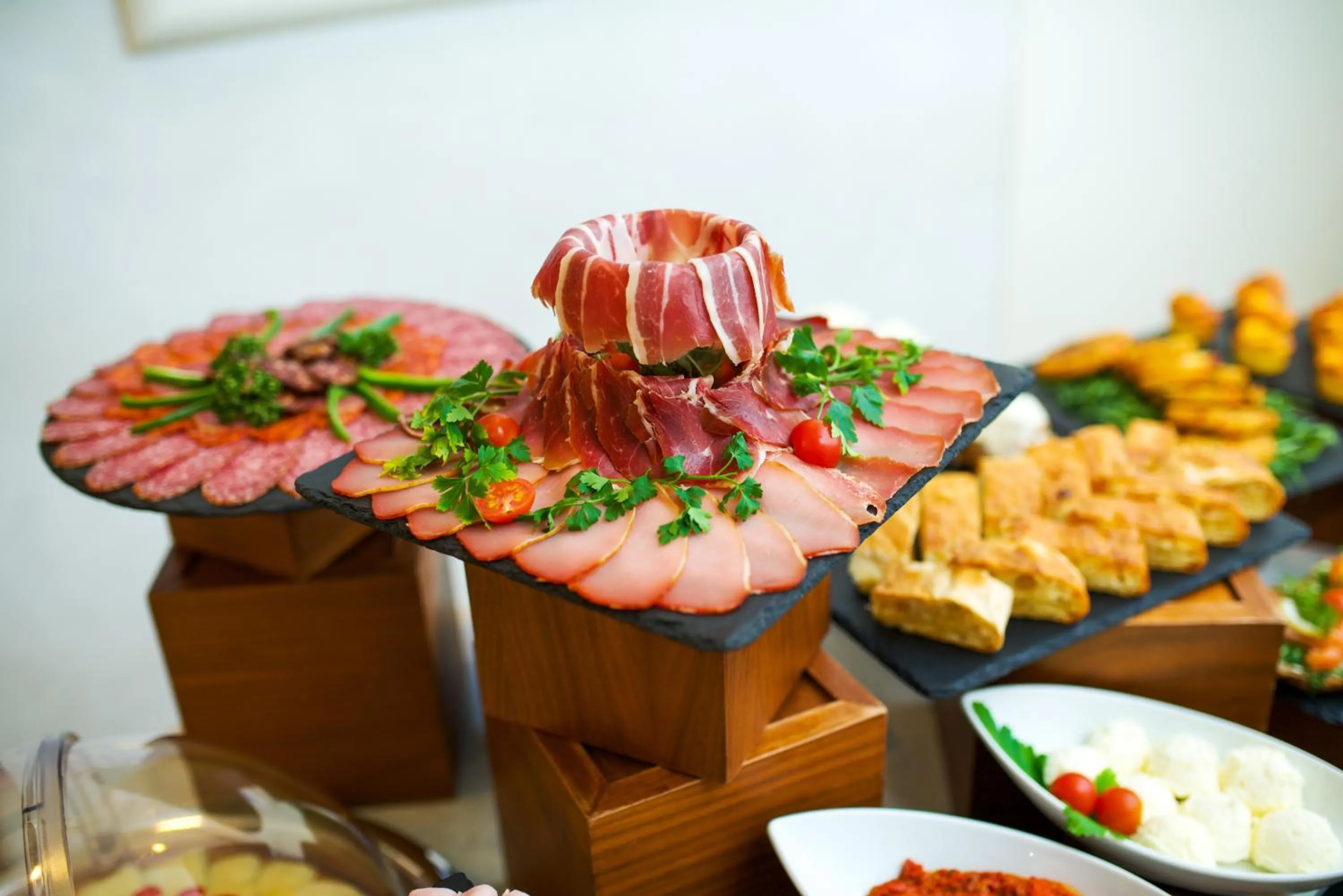 Breakfast in Hotel City Savoy