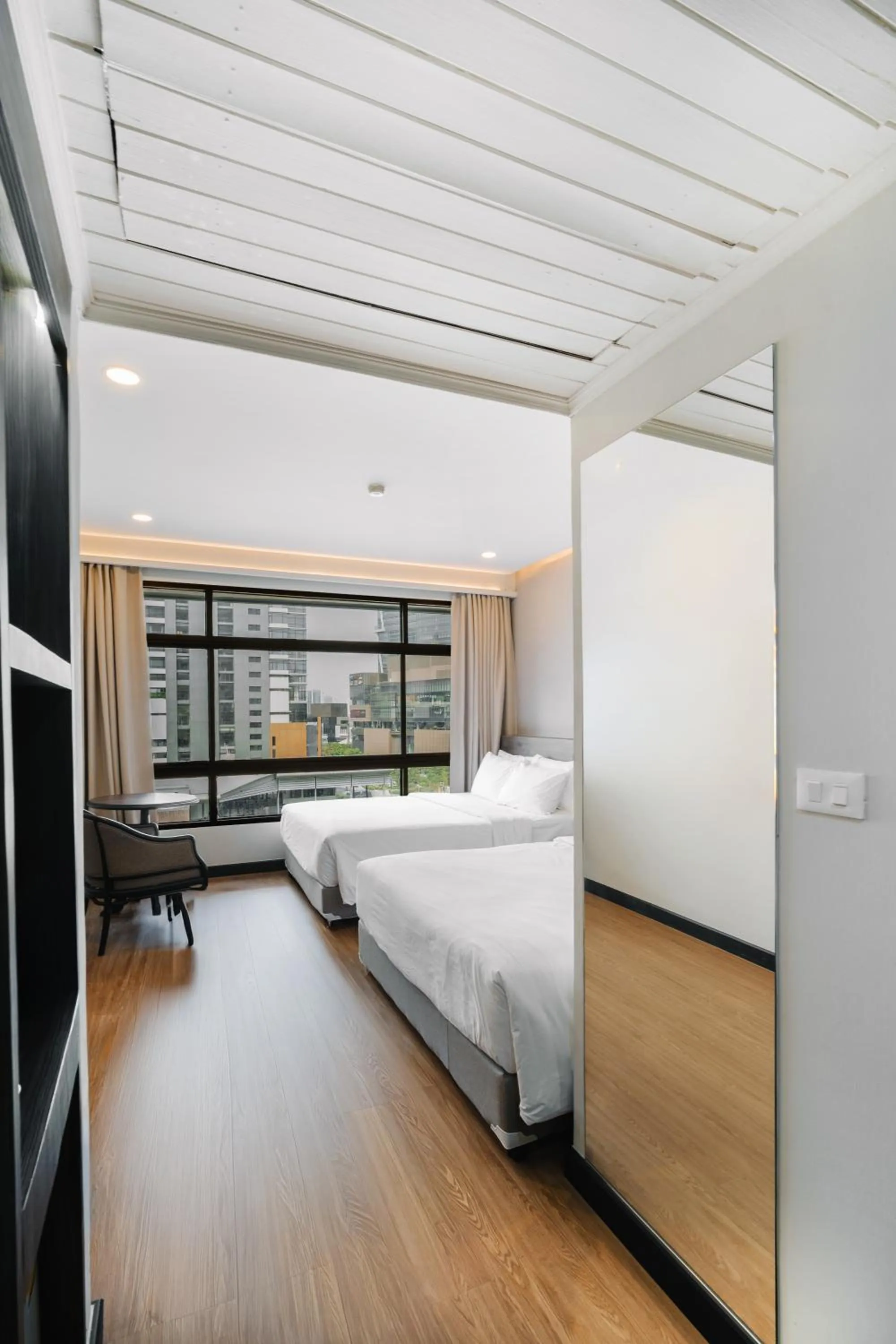 Photo of the whole room, Bed in Pinnacle Lumpini Park Hotel