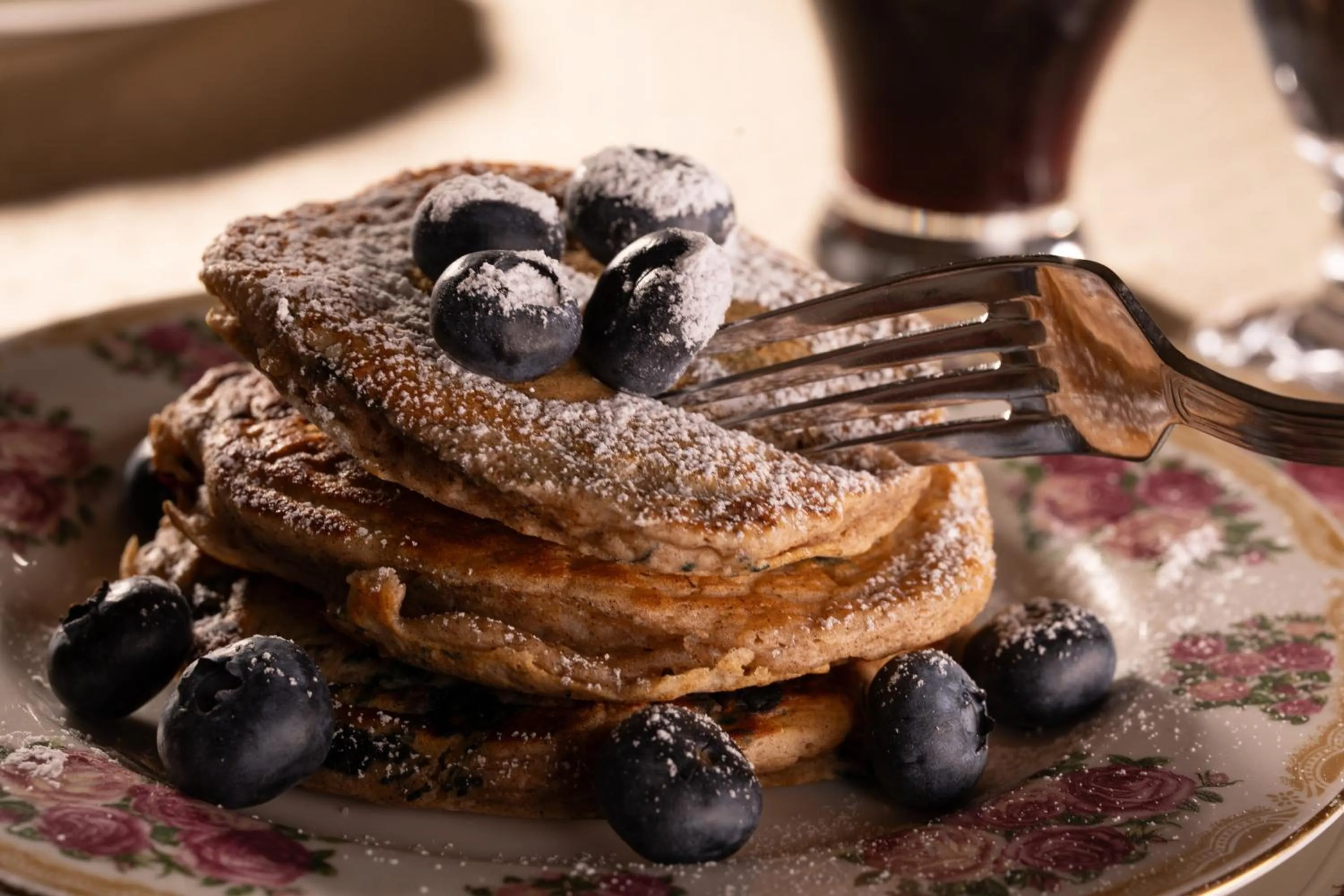 Breakfast in The Oakwood Inn Okoboji