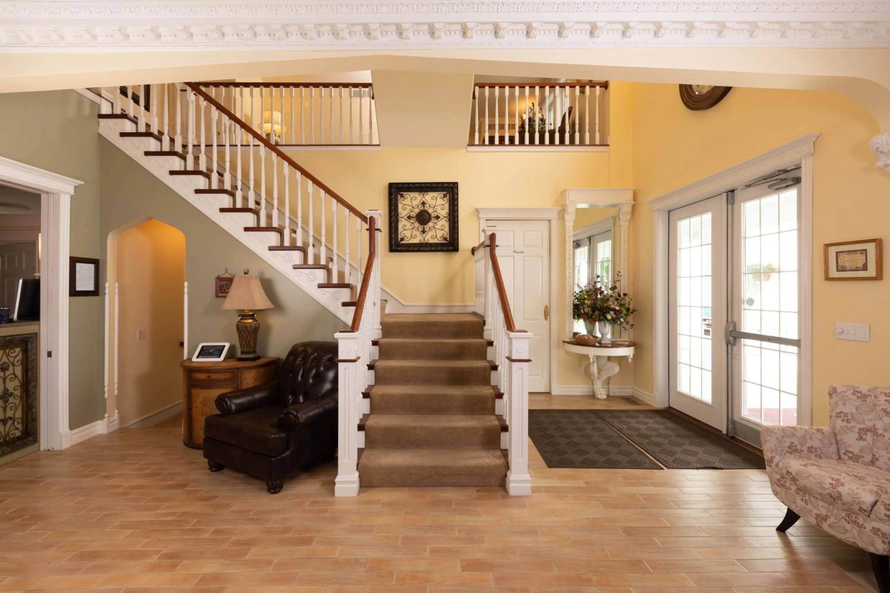 Property building in The Oakwood Inn Okoboji