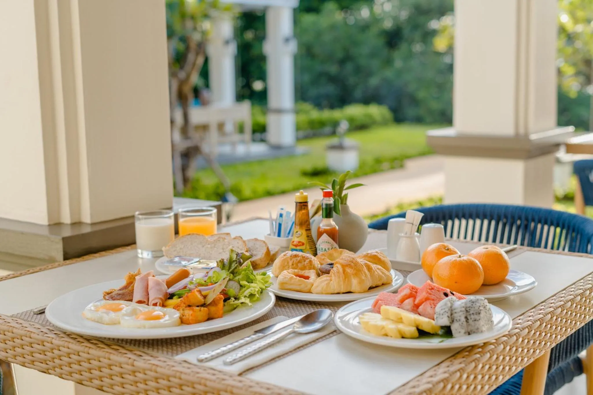 Breakfast in Bhu Nga Thani Resort & Villas Railay