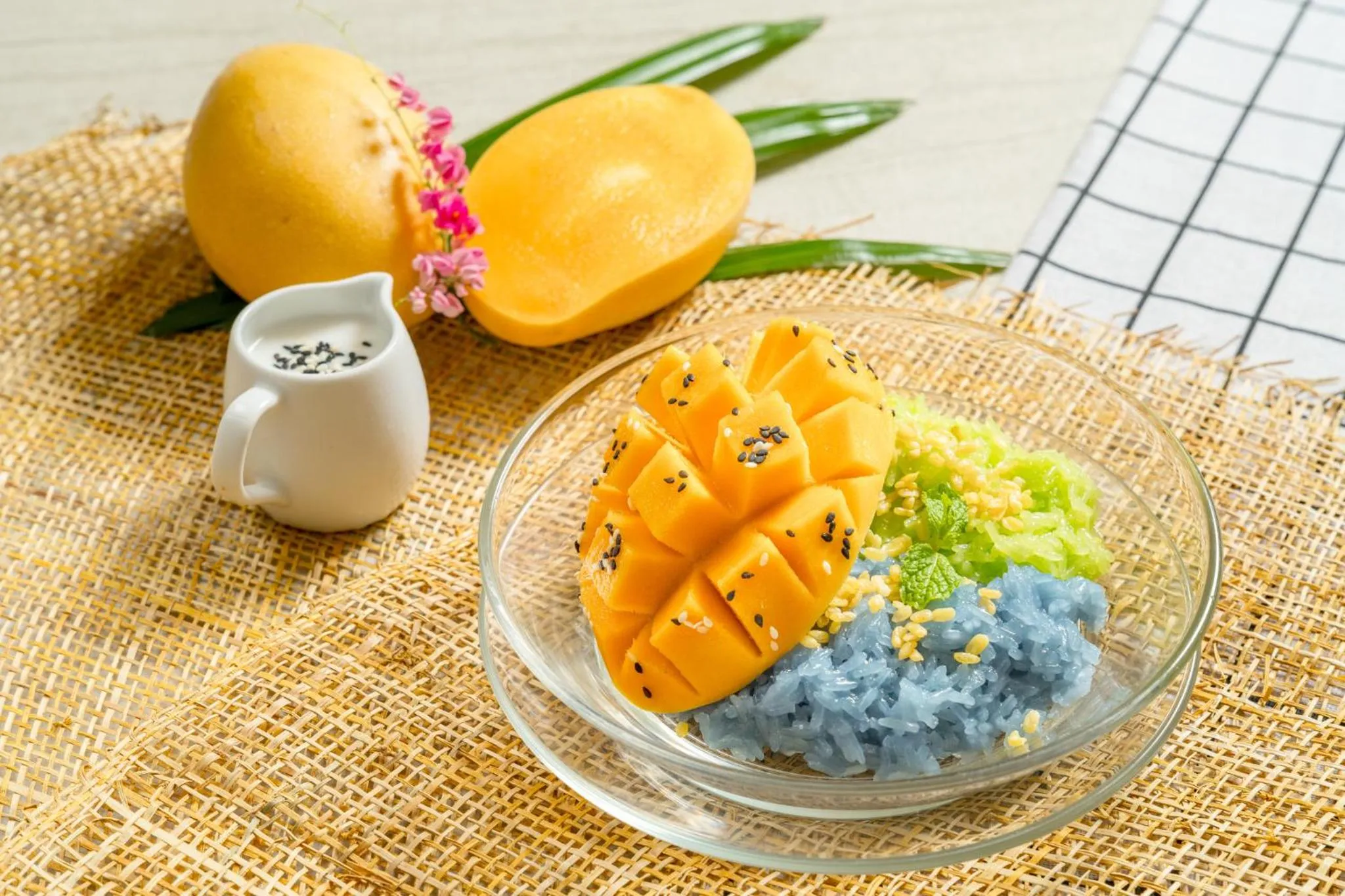 Food and drinks in Bhu Nga Thani Resort & Villas Railay