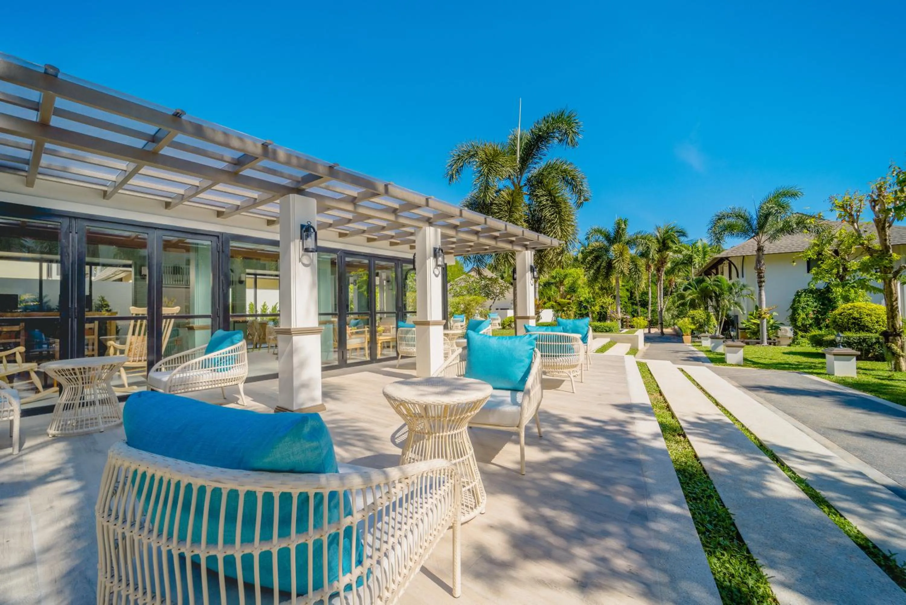 Seating area in Bhu Nga Thani Resort & Villas Railay