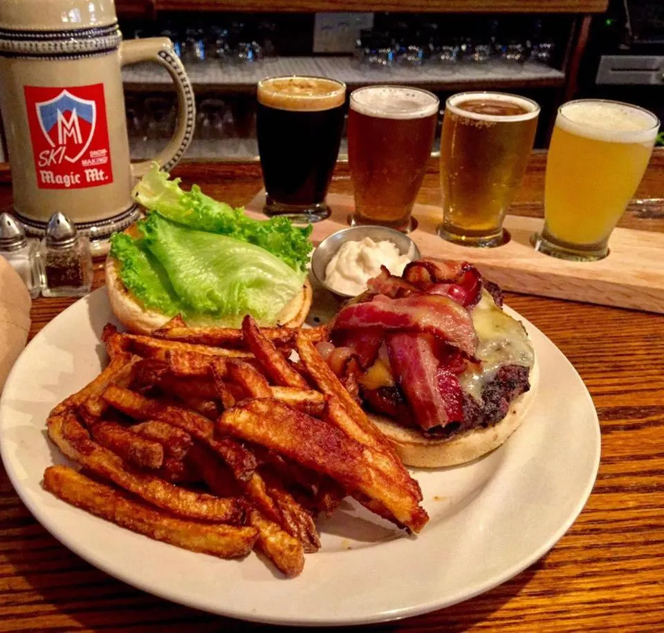 Food and drinks in The Upper Pass Lodge