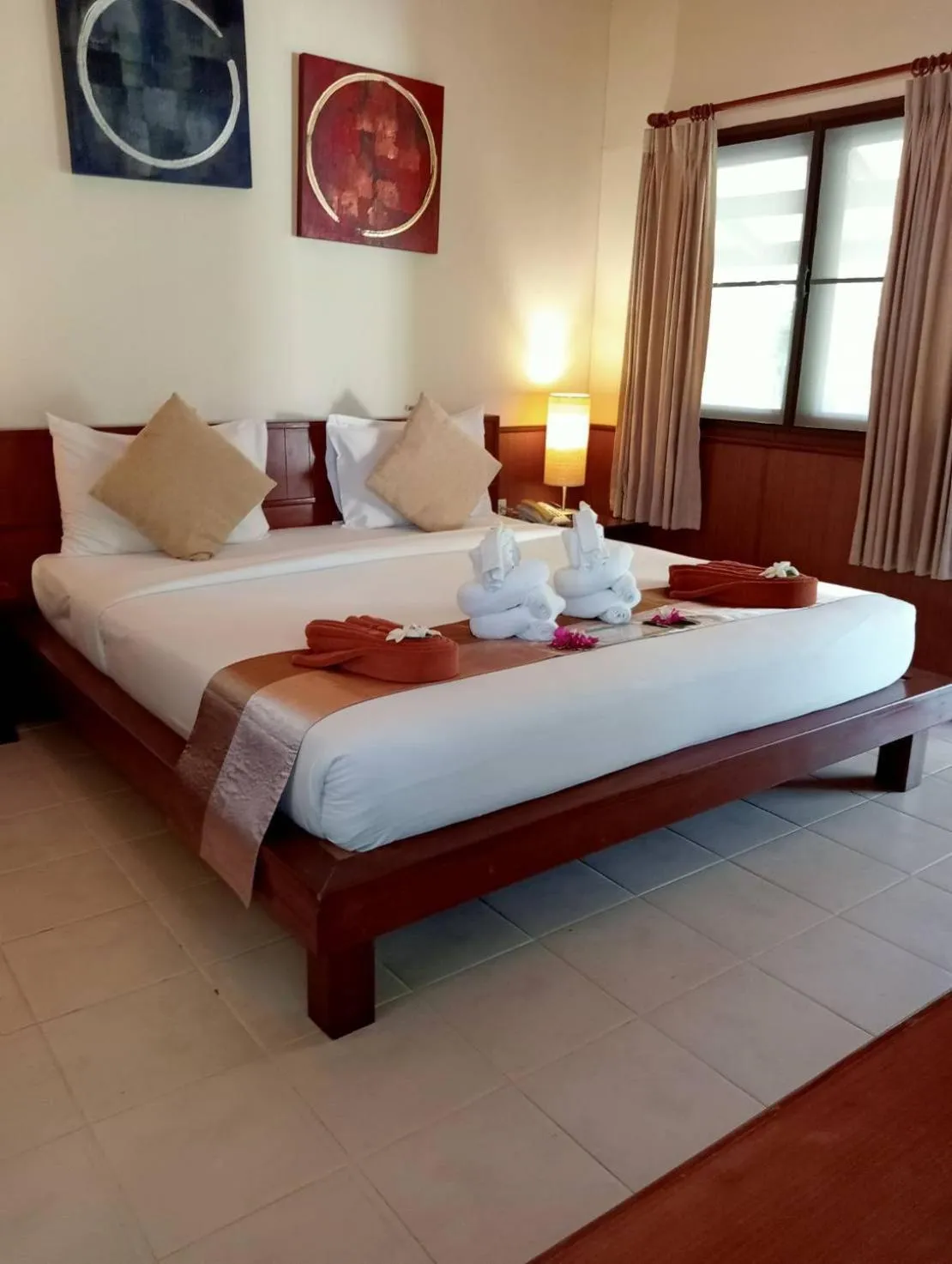 Bedroom, Bed in Pinnacle Samui Resort
