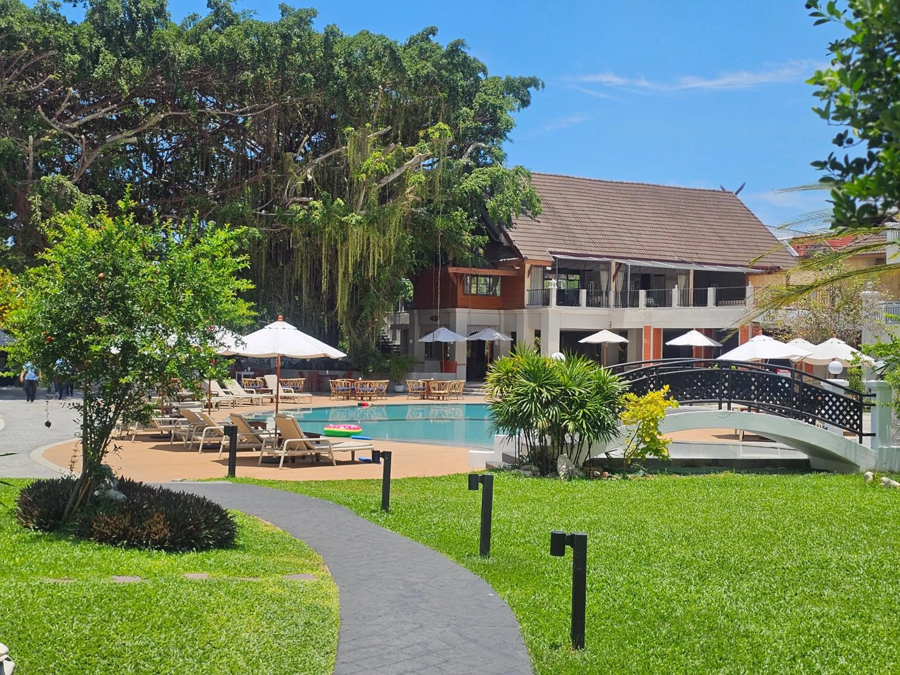 Pool view in Pinnacle Grand Jomtien Resort and Beach Club