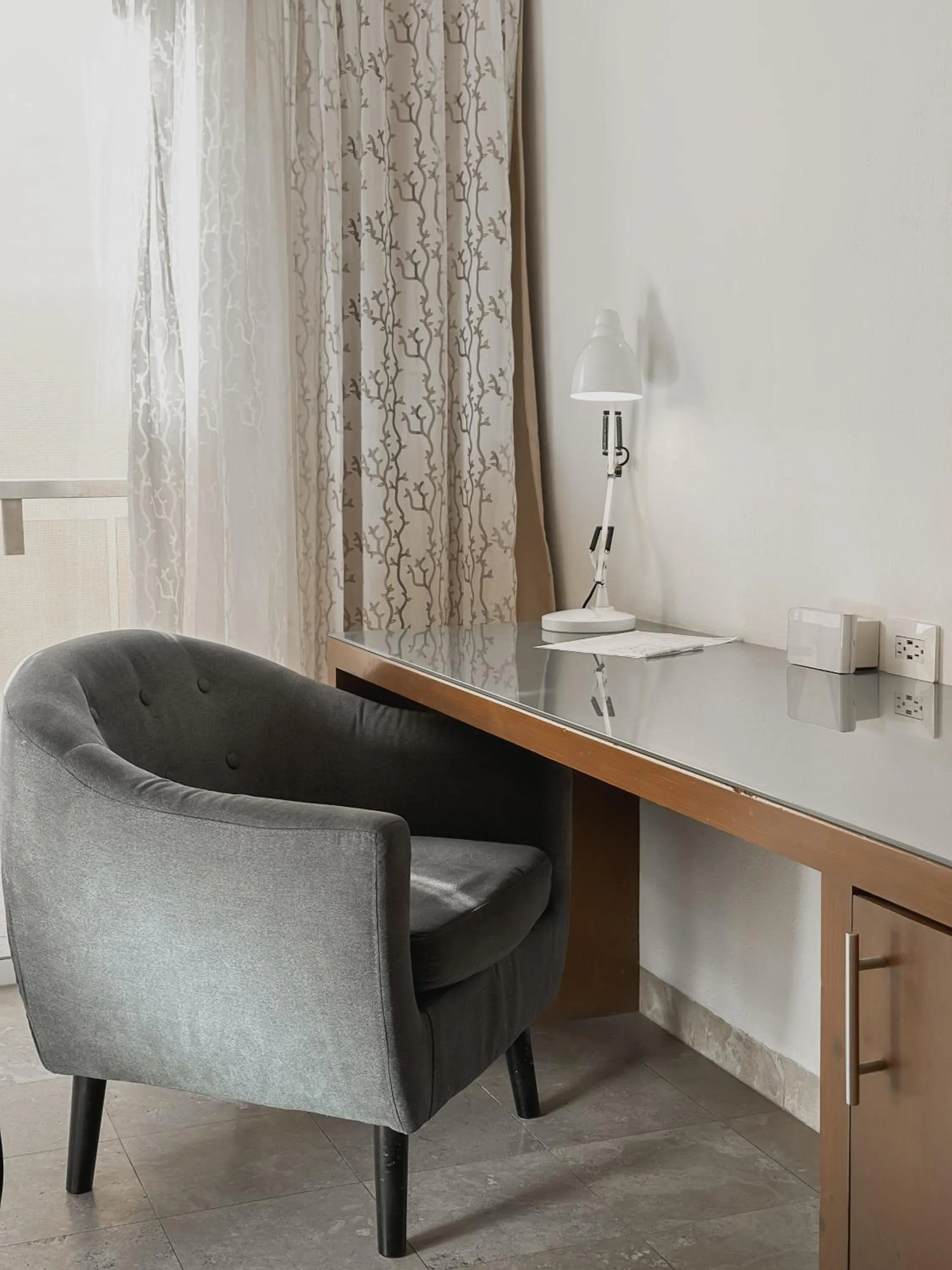 Seating area in Hotel Catedral La Paz