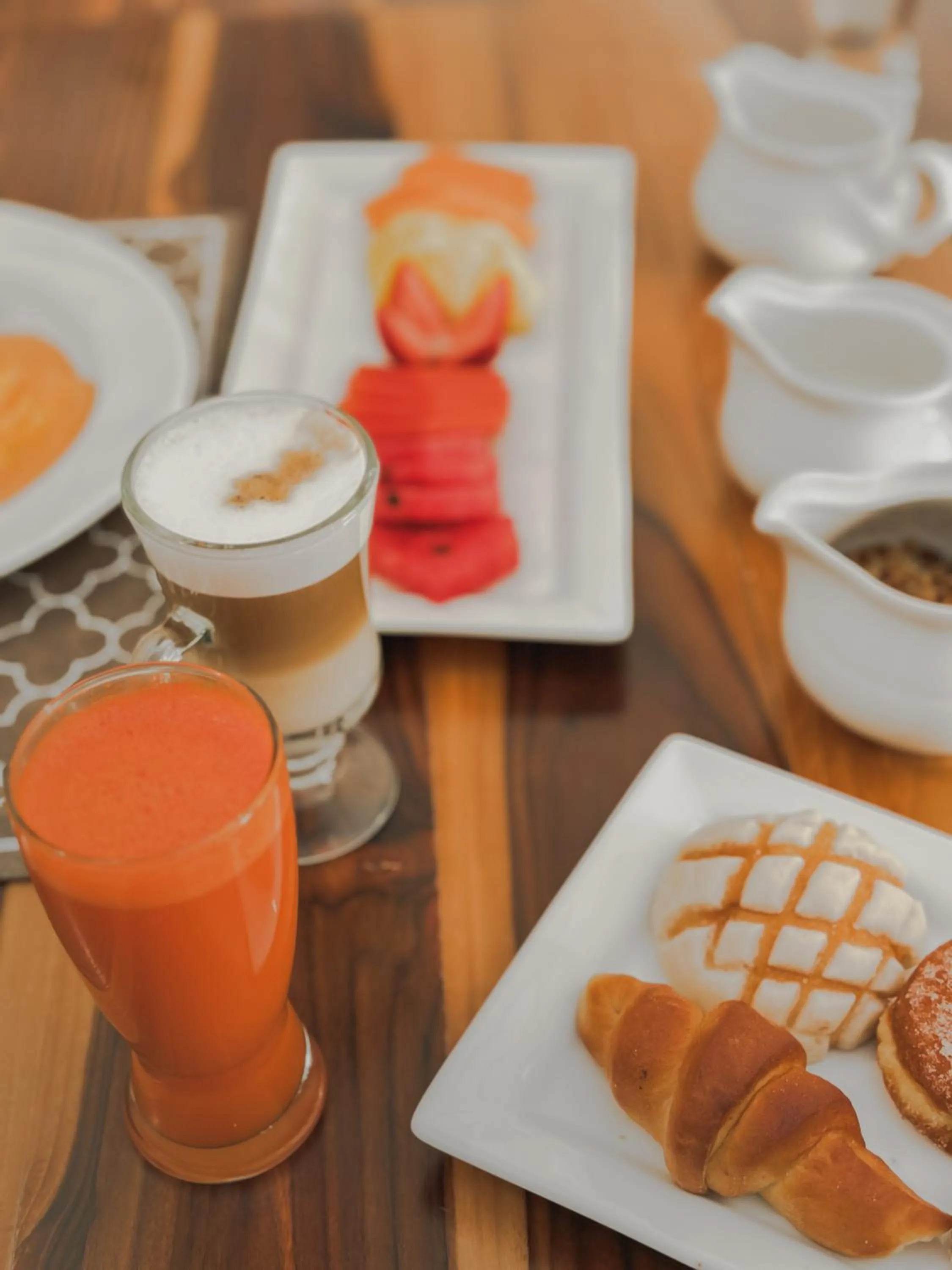 Buffet breakfast in Hotel Catedral La Paz